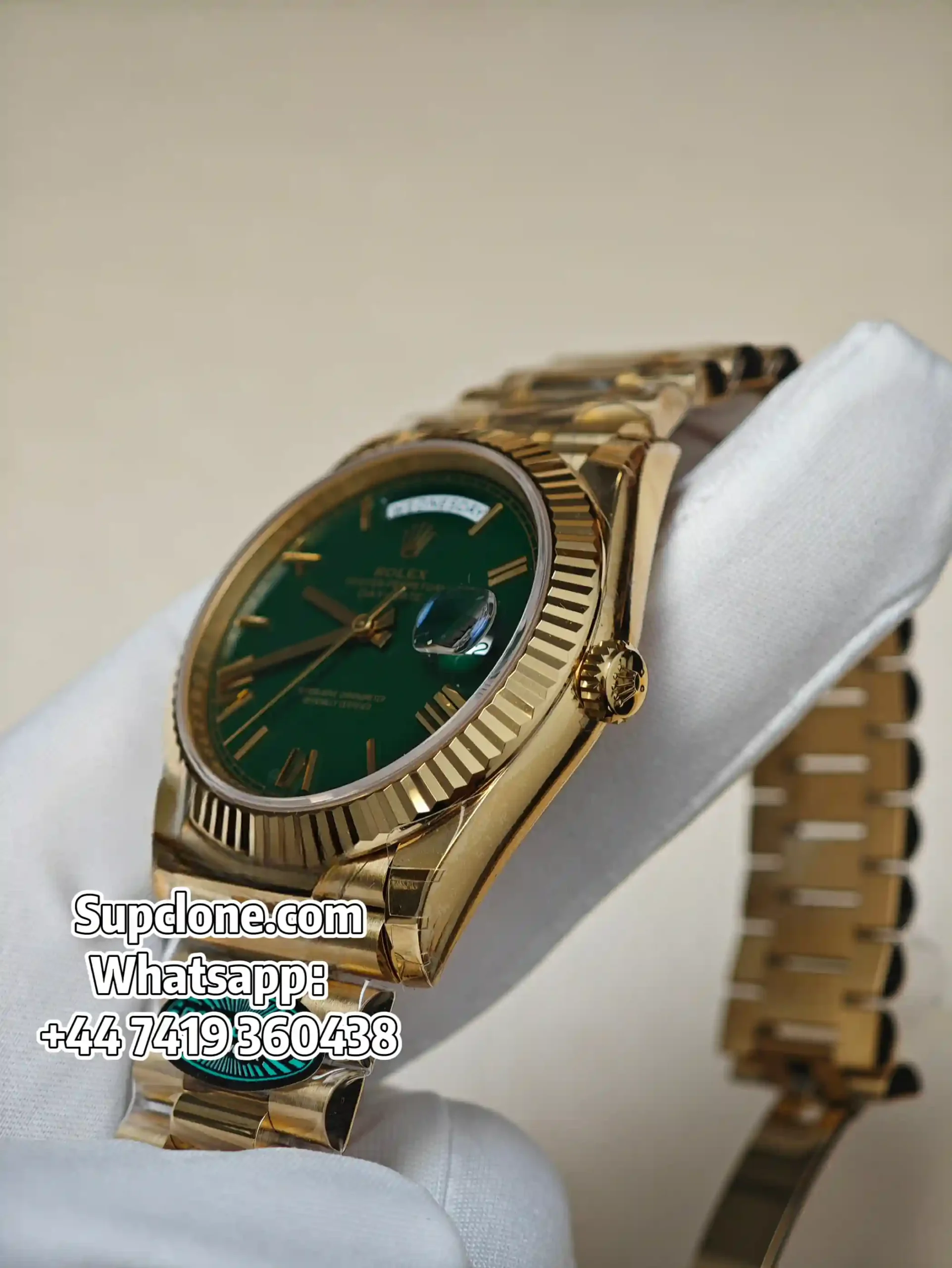 Rolex Day-Date 40mm Yellow Gold Green Roman Dial – Super Clone 11