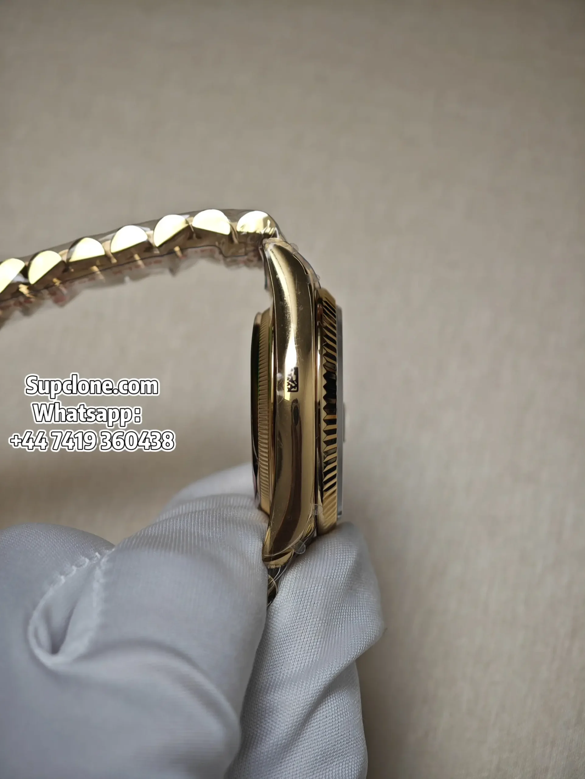 Rolex Super Clone Watches Day Date 18K Gold Gradient Green Diamond Dial 36mm m128238-0069 (2) Rolex Super Clone Watches Day Date 18K Gold Gradient Green Diamond Dial 36mm m128238-0069