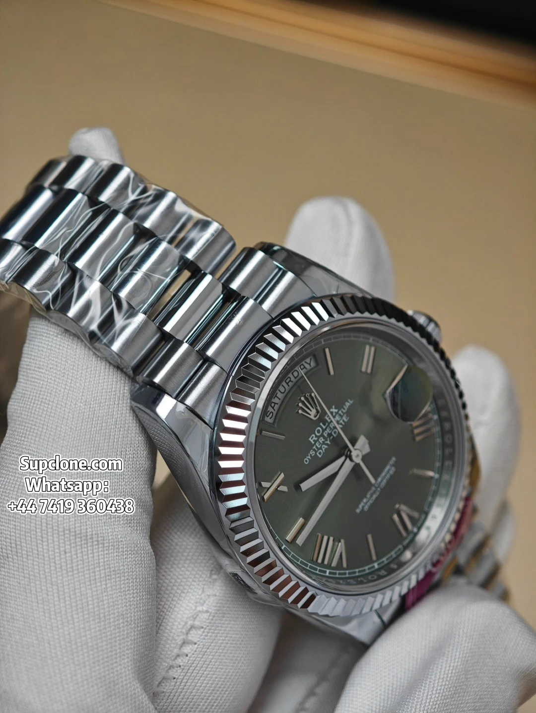 Rolex Super Clone Watches Day Date Olive Green Dial 40mm (17) Rolex Super Clone Watches Day Date Olive Green Dial 40mm m228239-0033