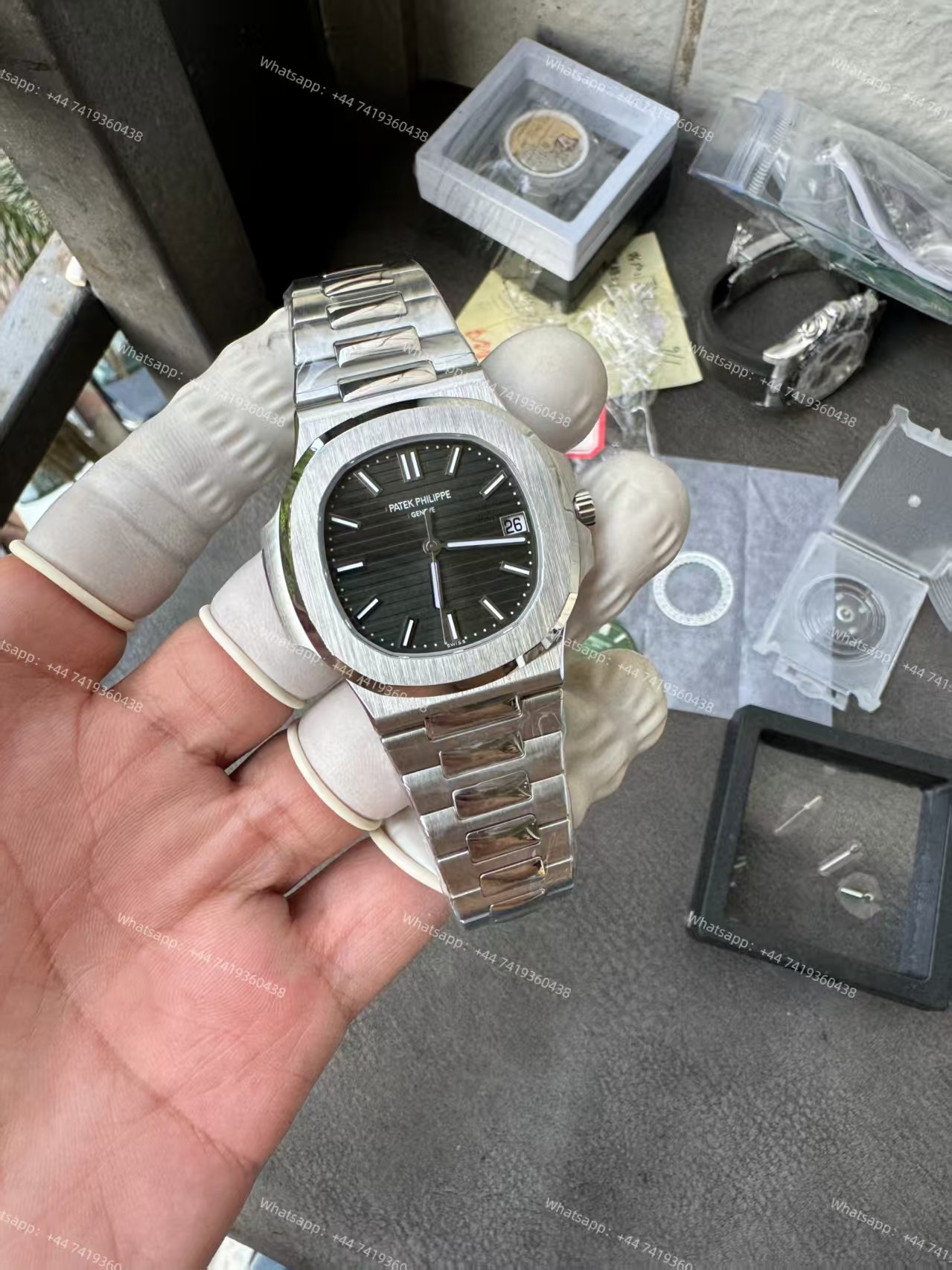 Patek Philippe Super Clone Nautilus 5711 Green Dial 40MM