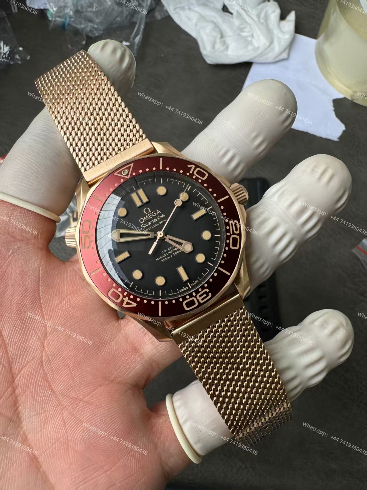 Super Clone Omega Seamaster Diver 300M 42mm 210.90.42.20.01.003