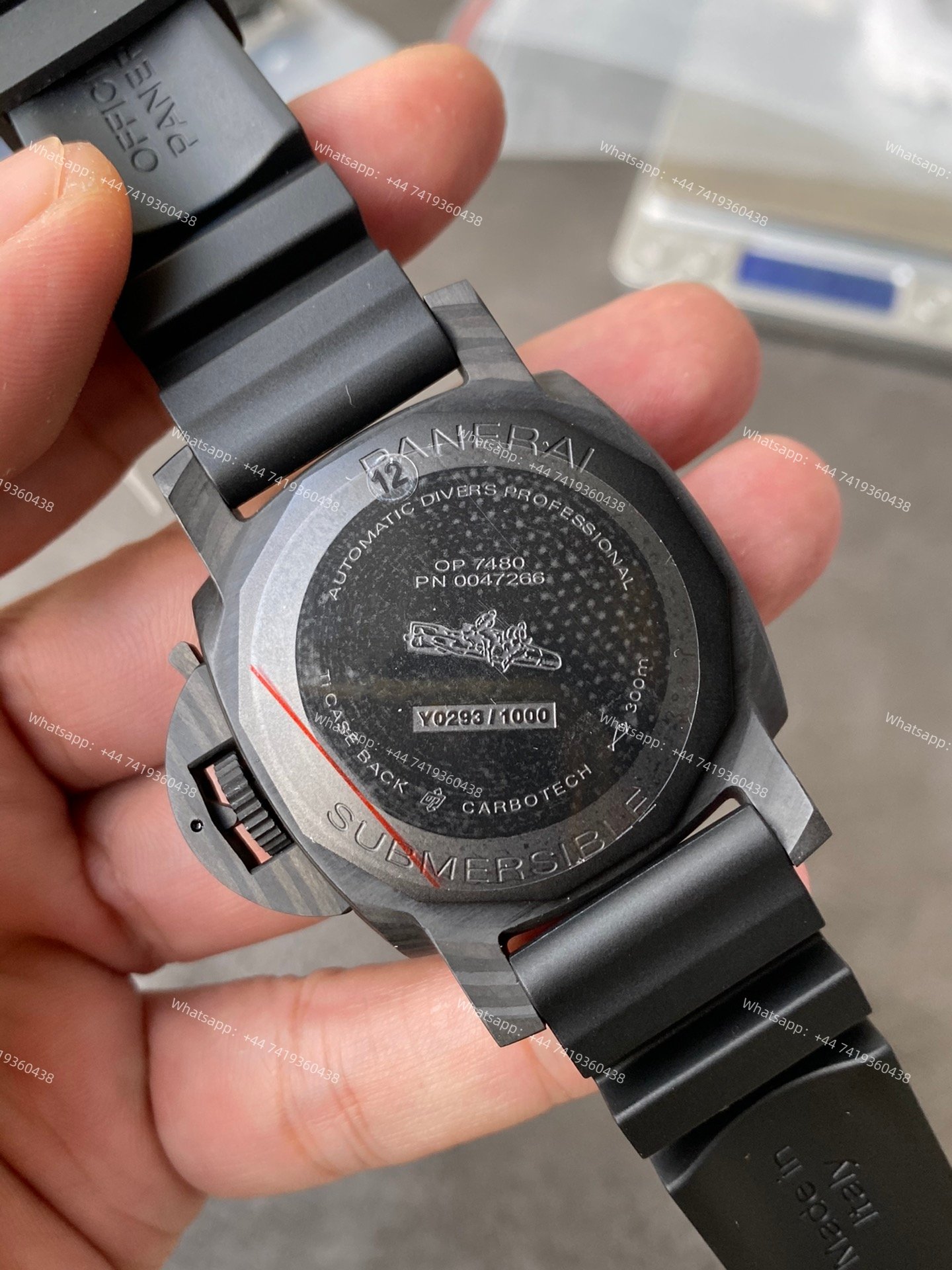 Panerai Super Clone Submersible PAM02231 Carbotech 42MM