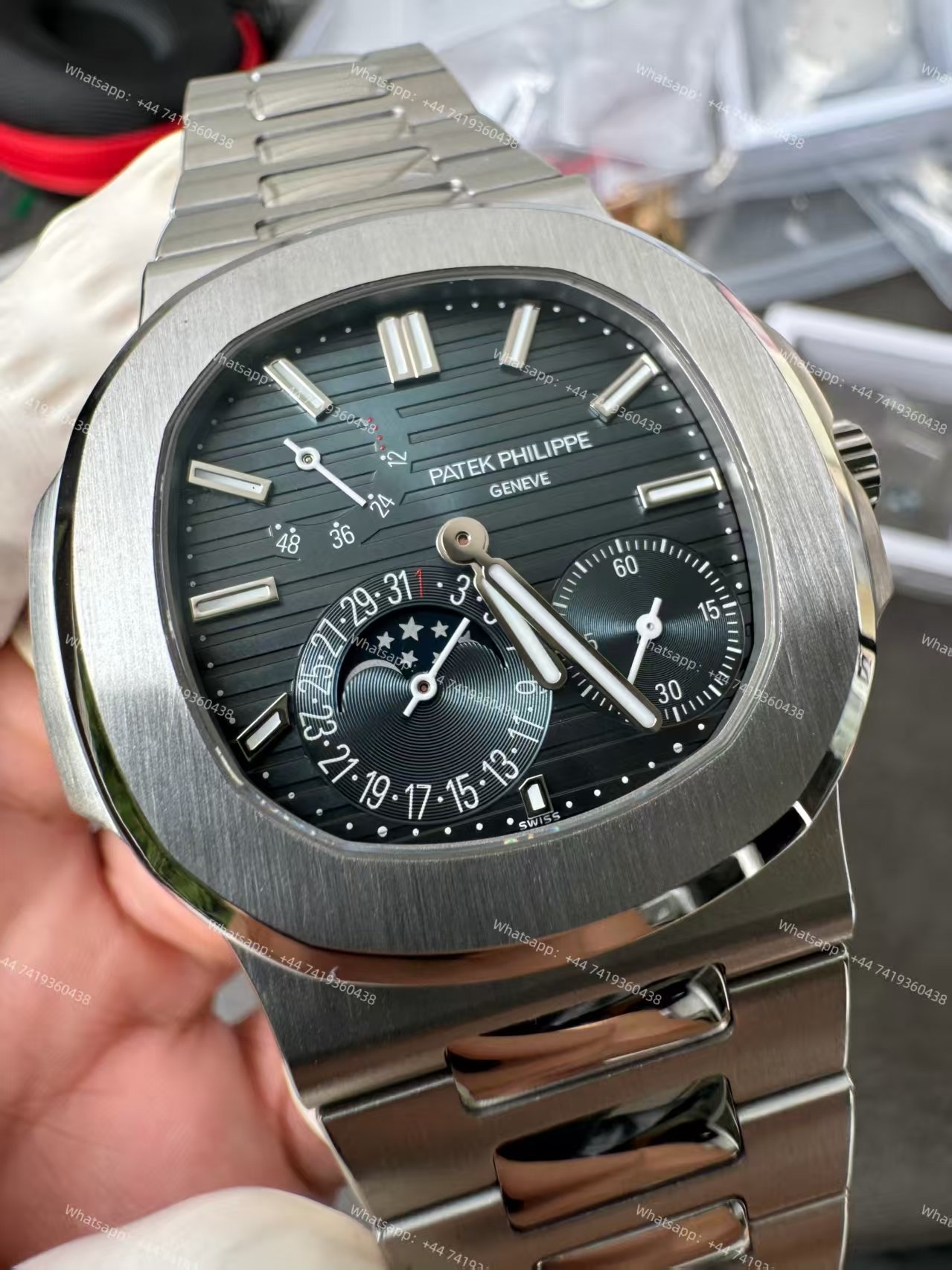 Patek Philippe Super Clone Nautilus 5712/1A-001  Moon Phase 40MM