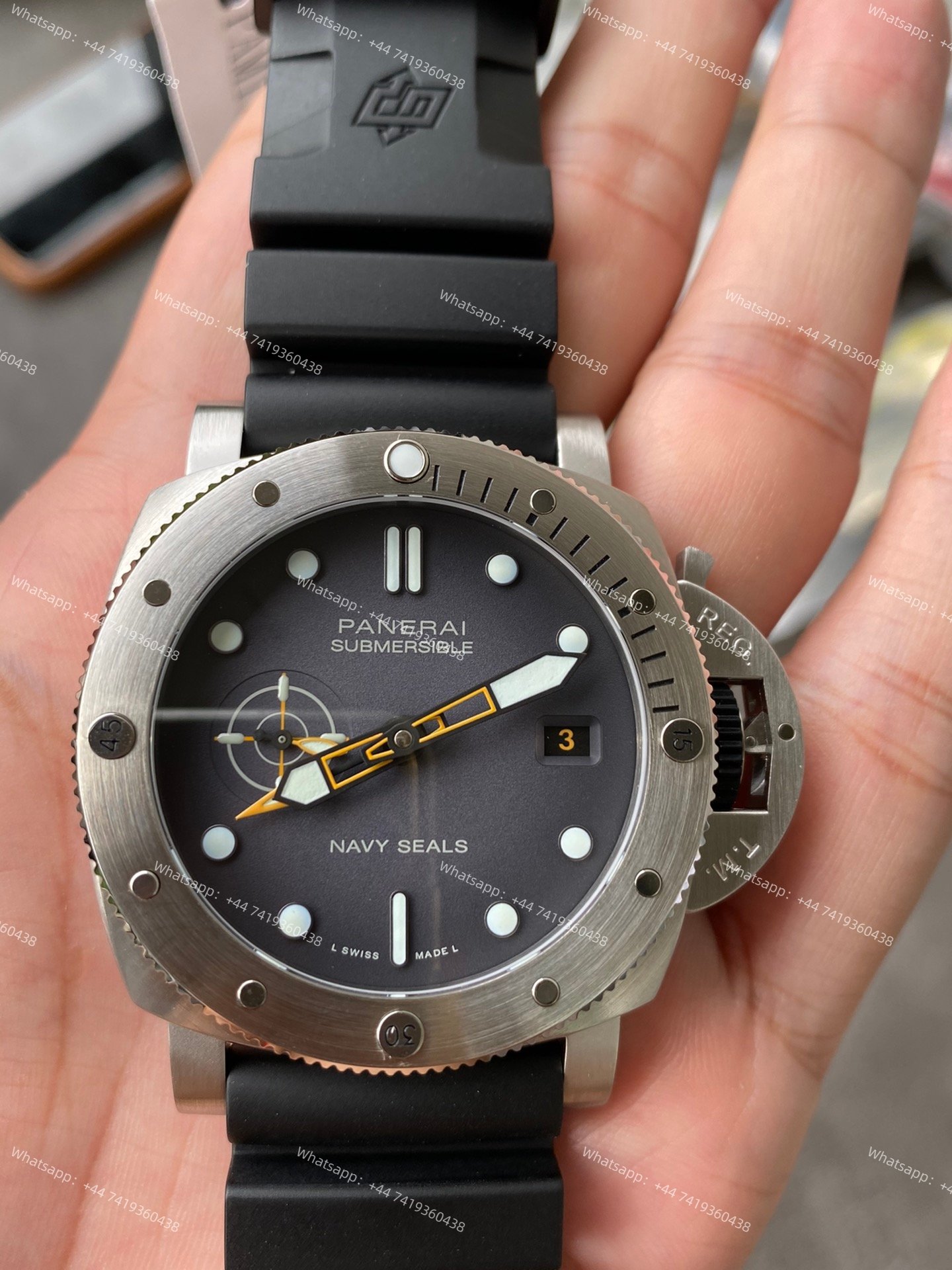 Panerai Super Clone Submersible PAM01323 Navy Seals 44MM