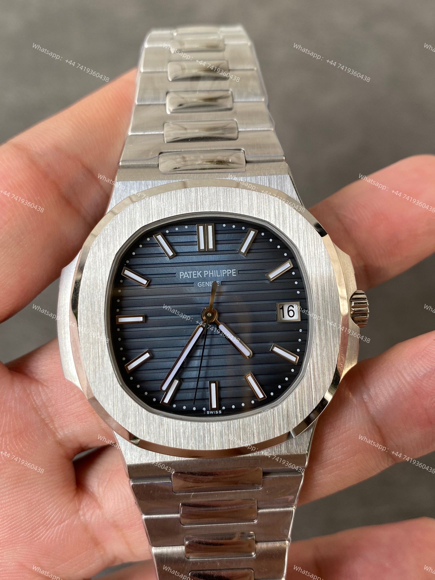 Patek Philippe Super Clone Nautilus 5811/1G-001 — Blue Dial 41MM