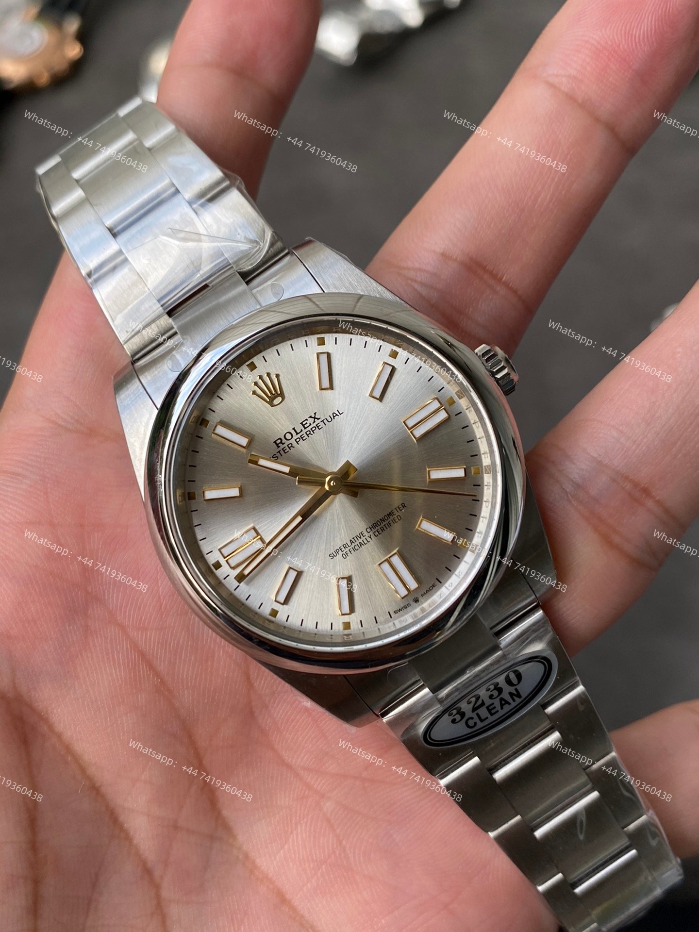 Rolex Super Clone Oyster Perpetual M124300-0001 Silver Dial 41MM 3230 Movement
