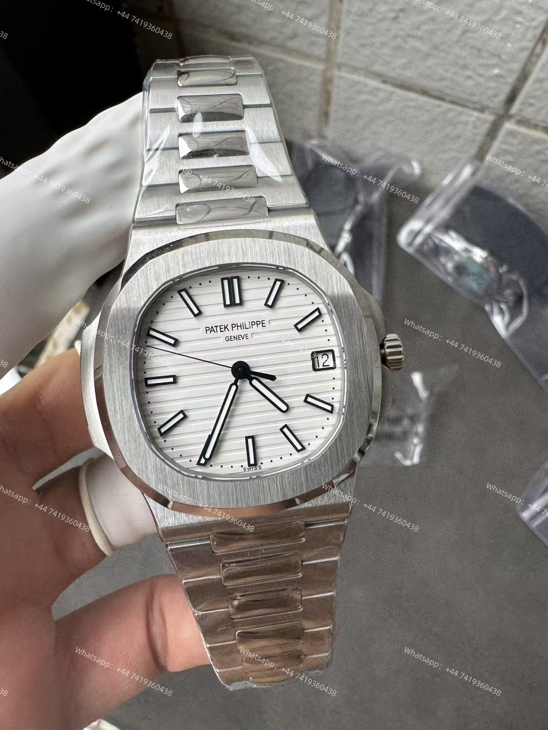 Patek Philippe Super Clone Nautilus 5711 White Dial 40MM