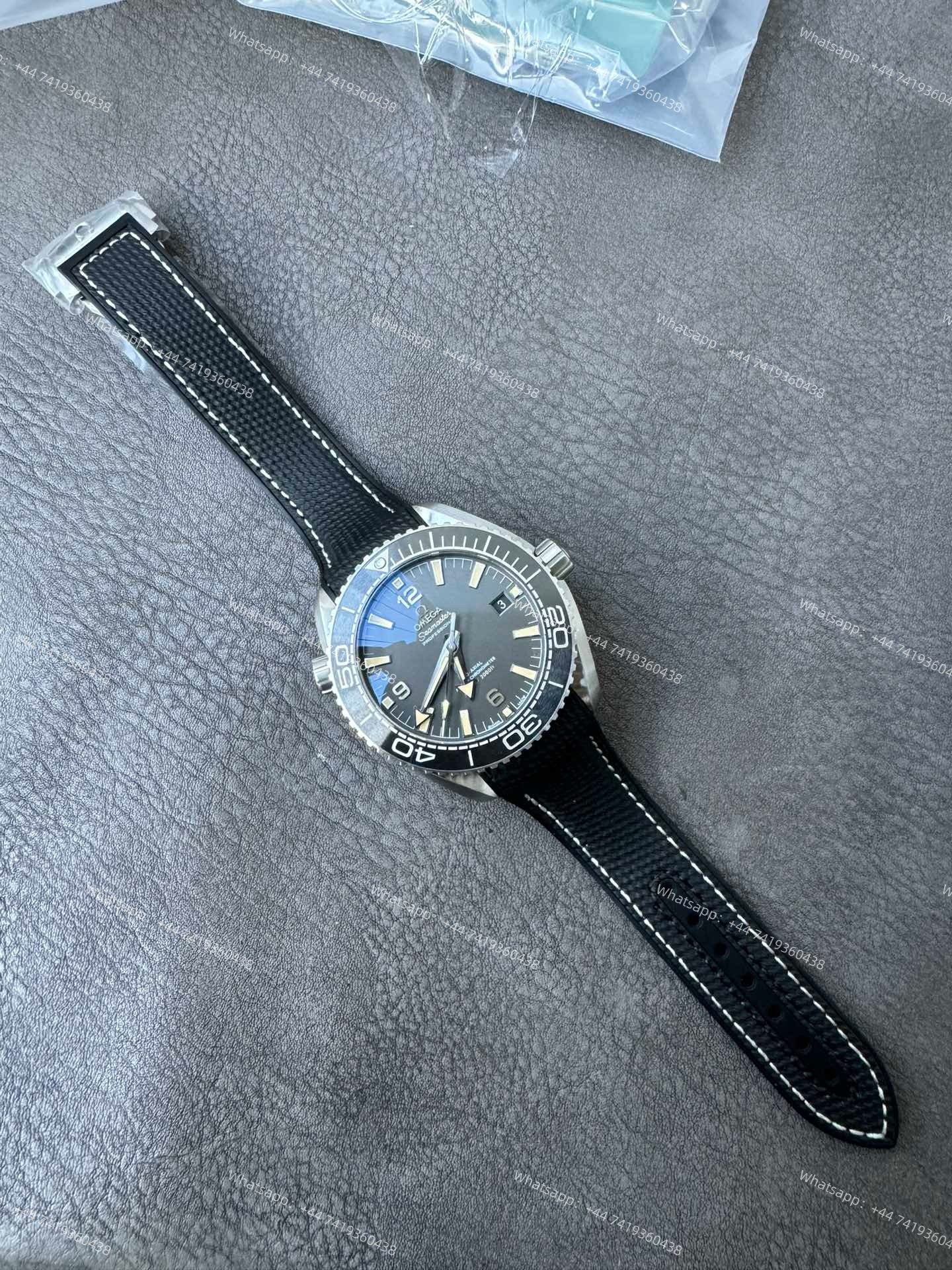 Omega Super Clone Seamaster Planet Ocean 600M 43.5MM 215.32.44.21.01.002