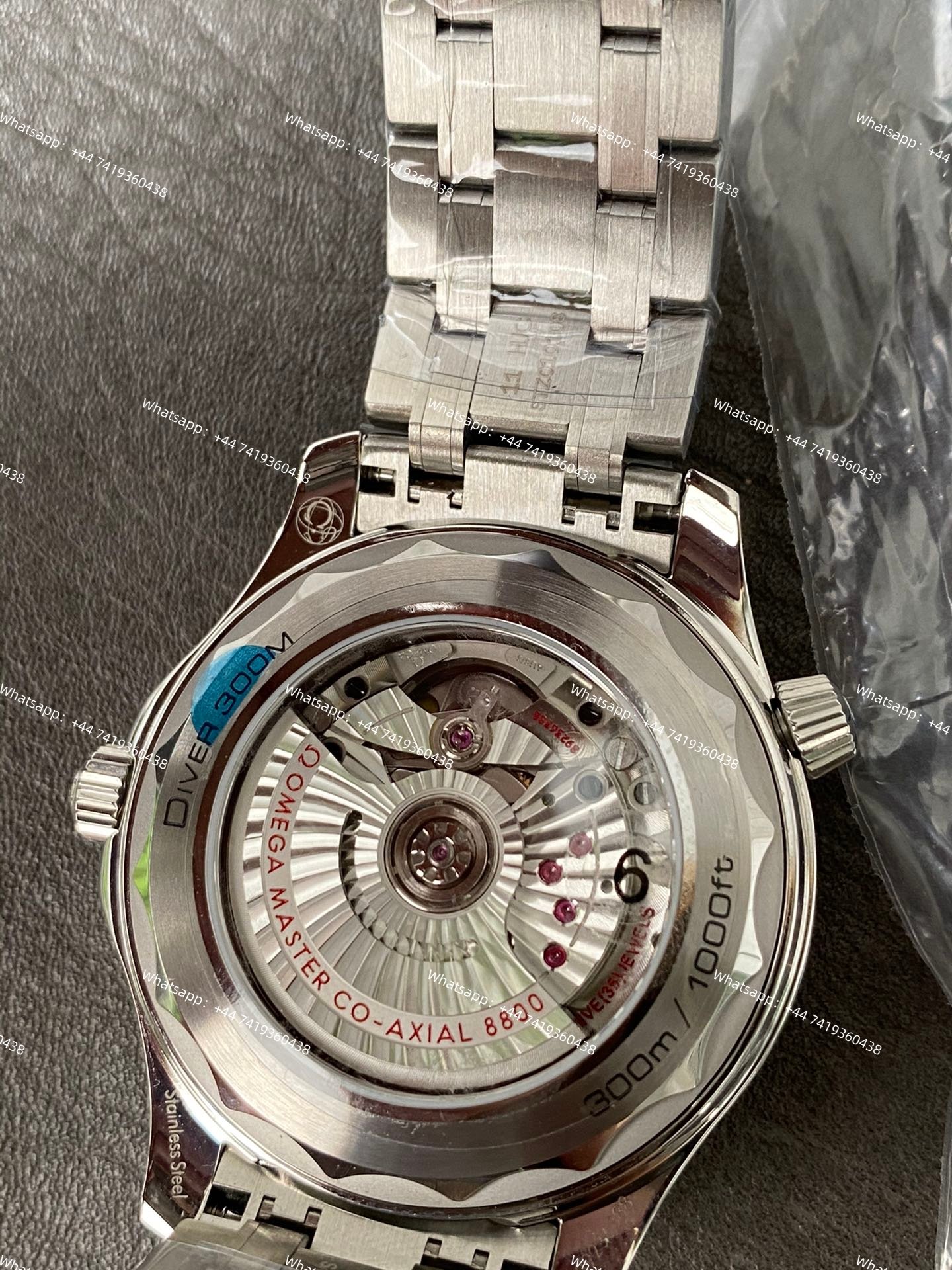 Omega Super Clone Seamaster Diver 300M  42MM 210.30.42.20.01.001