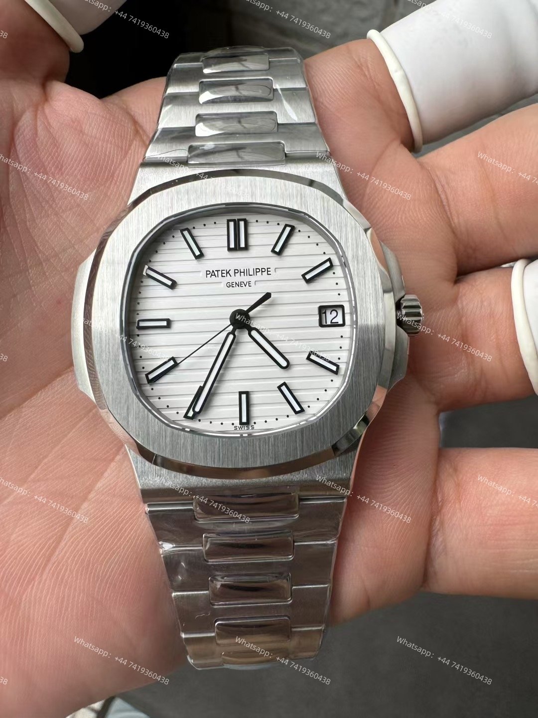Patek Philippe Super Clone Nautilus 5711 White Dial 40MM