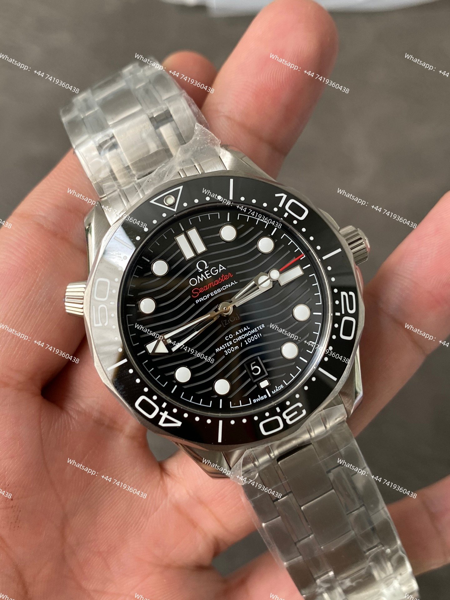 Omega Super Clone Seamaster Diver 300M  42MM 210.30.42.20.01.001