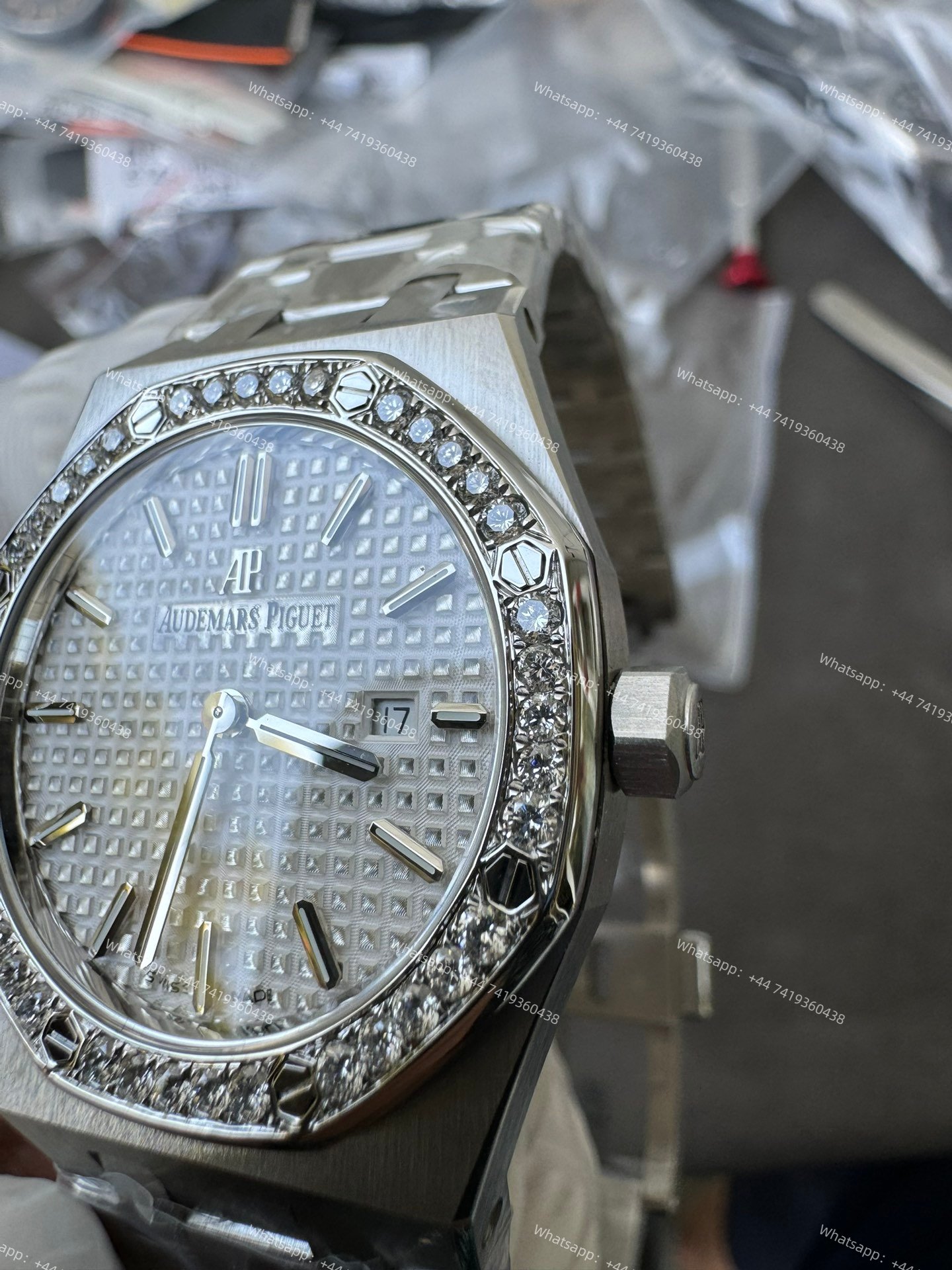 Audemars Piguet Super Clone Royal Oak 67651ST Diamond-Set Bezel White Dial 33MM