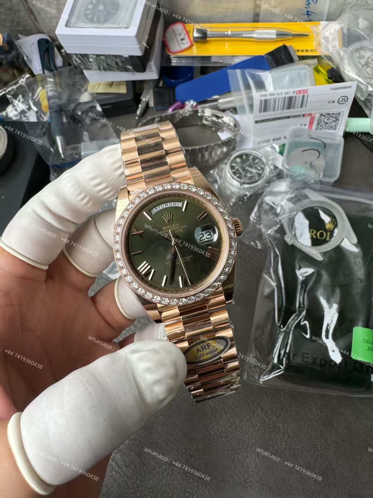 Rolex Day-Date m228345rbr-0011 Olive green dial Mossanite bezel Presidential bracelet 3255 Movement (40mm) Best Super Clone