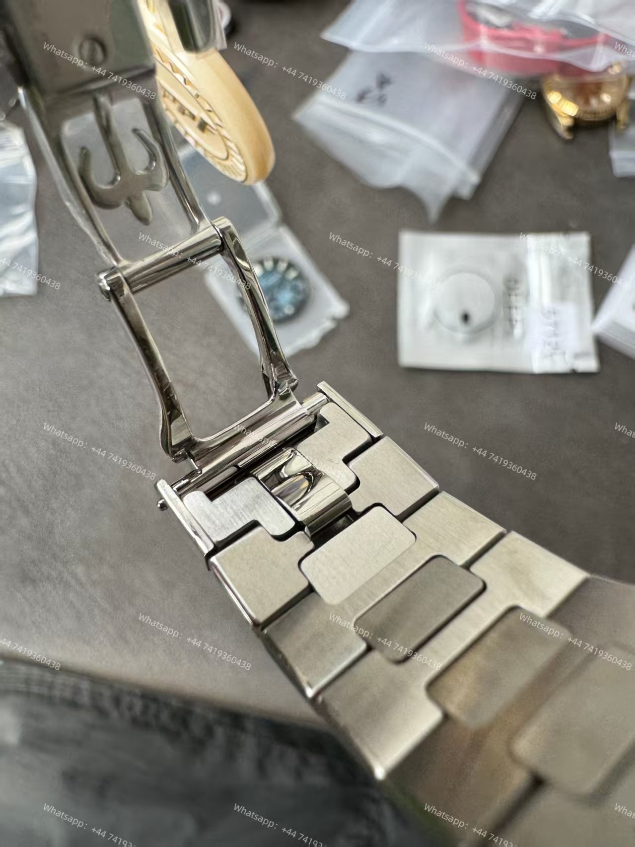 Patek Philippe Super Clone Nautilus 5712/1A-001  Moon Phase 40MM