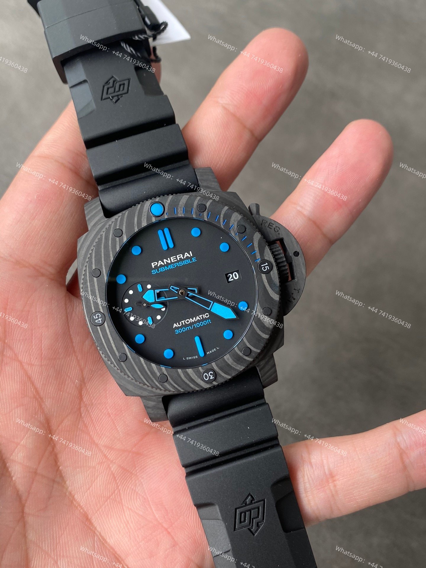 Panerai Super Clone Submersible PAM00960 Carbotech 42MM