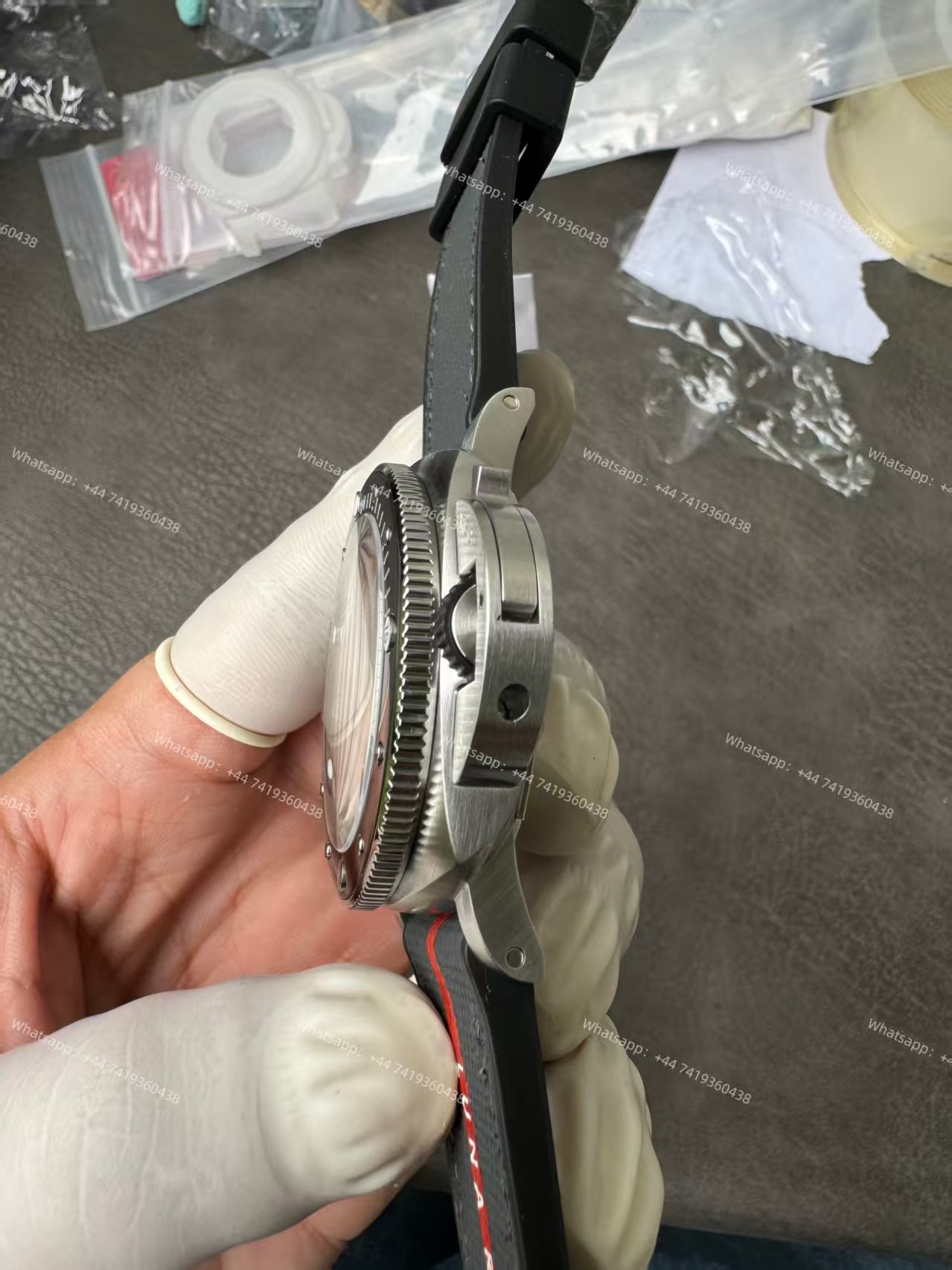 Panerai Super Clone Submersible PAM01681 Luna Rossa 44MM