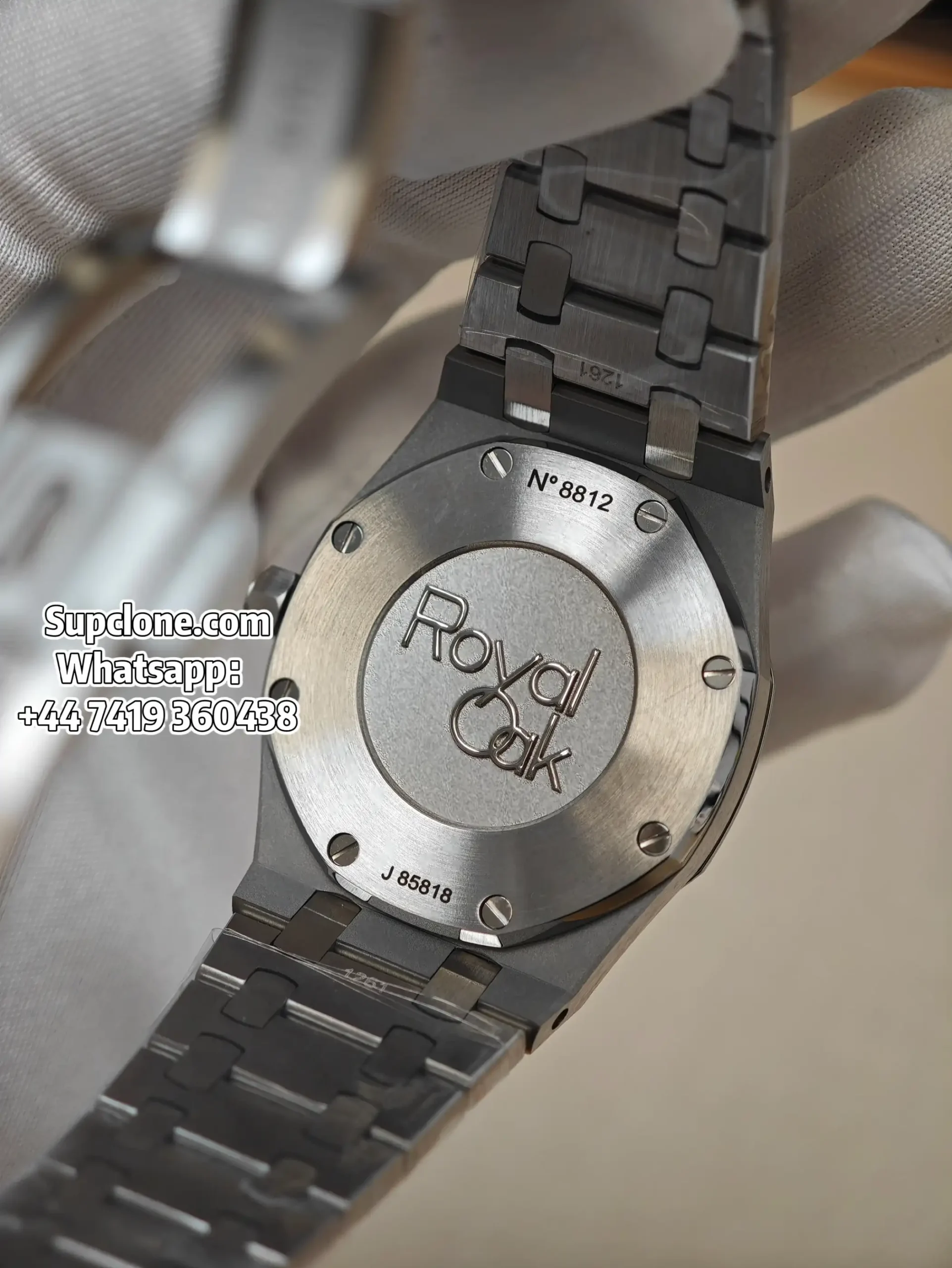 Audemars Piguet Super Clone Royal Oak Quartz 33mm 67651ST Diamond Bezel Steel Tapisserie Dial (8) Audemars Piguet Super Clone Royal Oak Quartz 33mm 67651ST Diamond Bezel Steel Tapisserie Dial