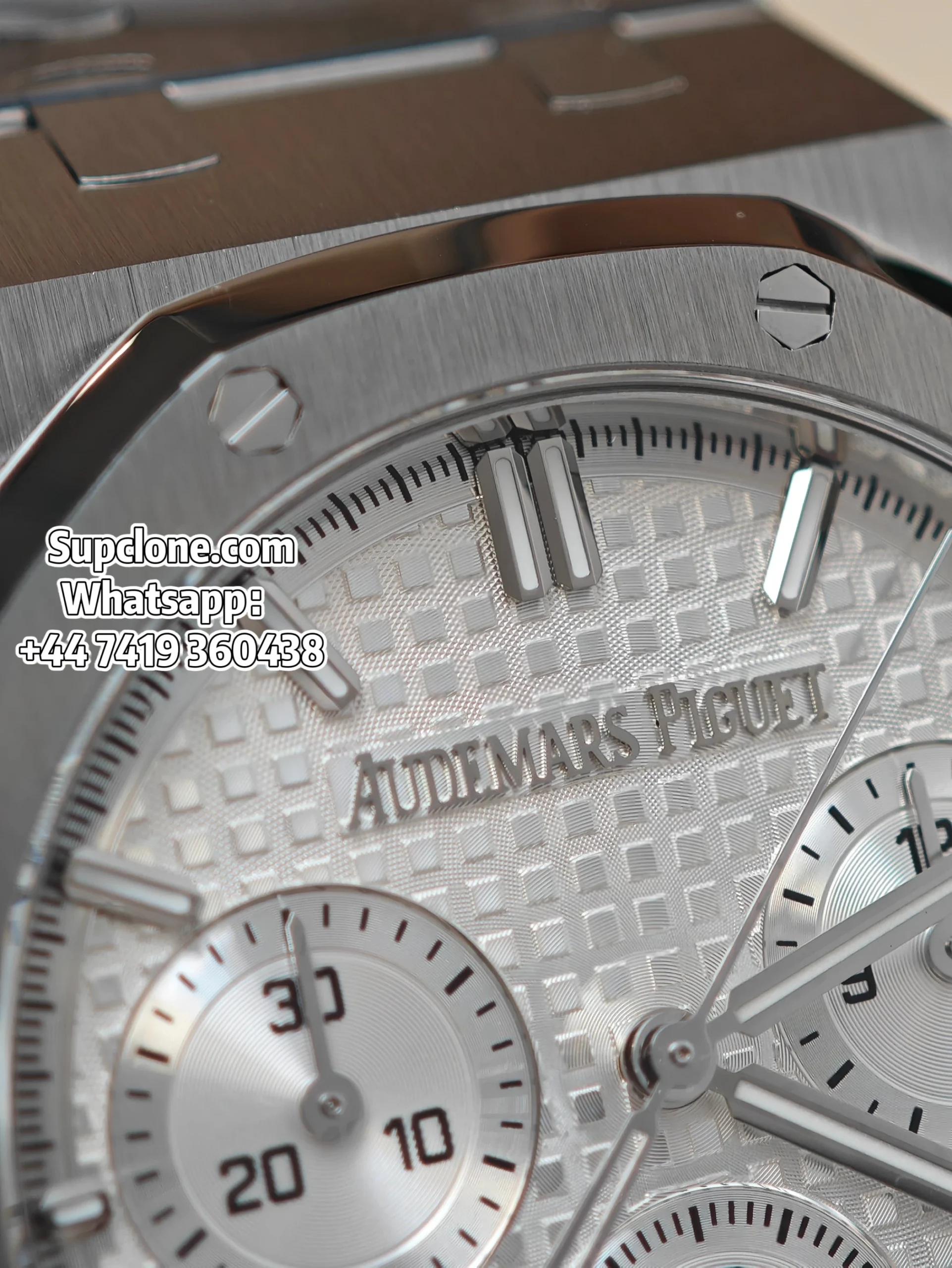 Audemars Piguet Super Clone Royal Oak White Dial 26240 (12) Audemars Piguet Super Clone Royal Oak White Dial 26240 Chronograph 41mm
