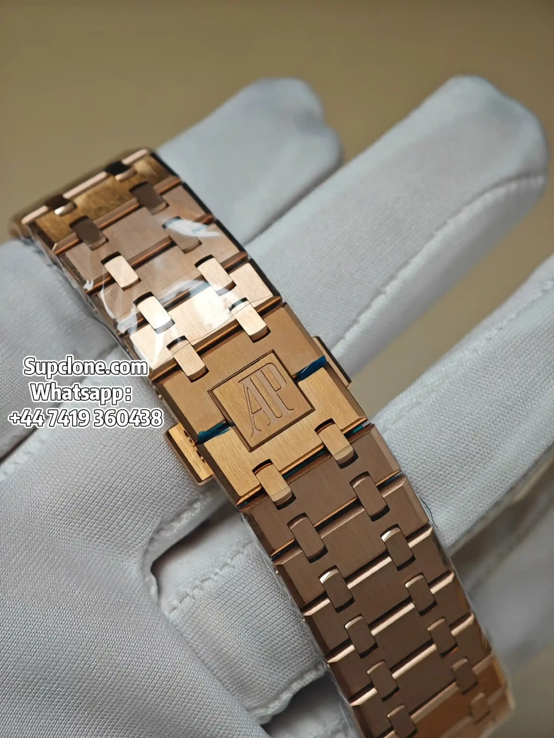 Audemars Piguet Super Clone Watches Royal Oak Chrono 41 26240OR Rose Gold Blue Dial (4) Audemars Piguet Super Clone Watches Royal Oak Chrono 41 26240OR Rose Gold Blue Dial