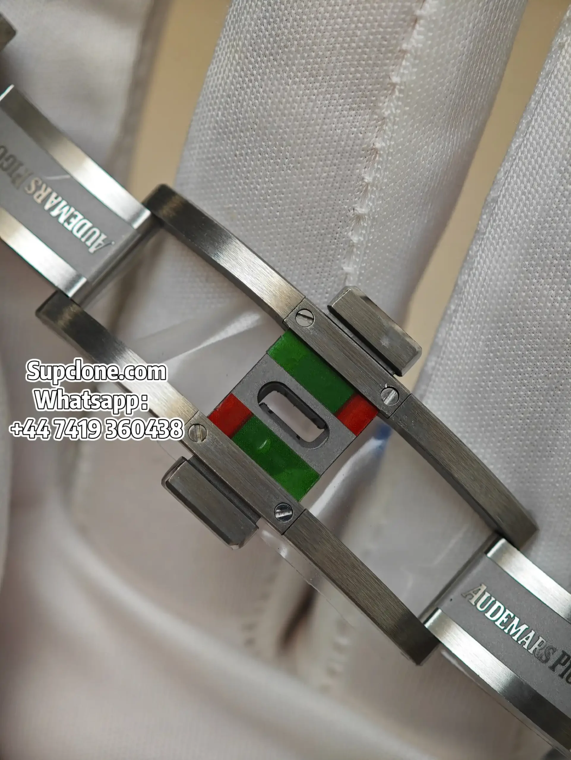 Audemars Piguet Super Clone Watches Royal Oak Jumbo 16202ST Blue Dial 39mm