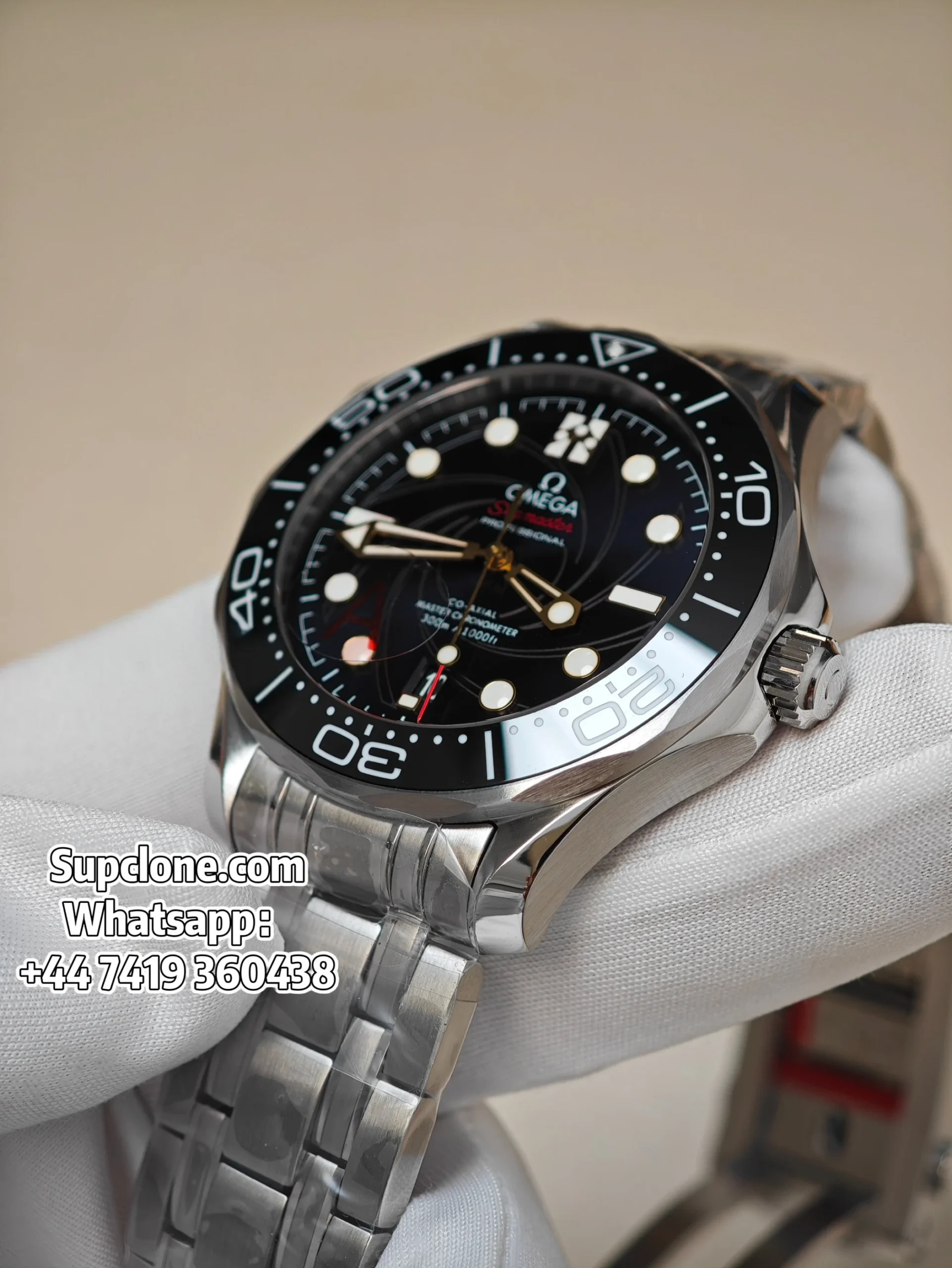 Omega Super Clone Seamaster Diver 300M James Bond (17) Omega Super Clone Seamaster Diver 300M James Bond 210.22.42.20.01.003 42mm