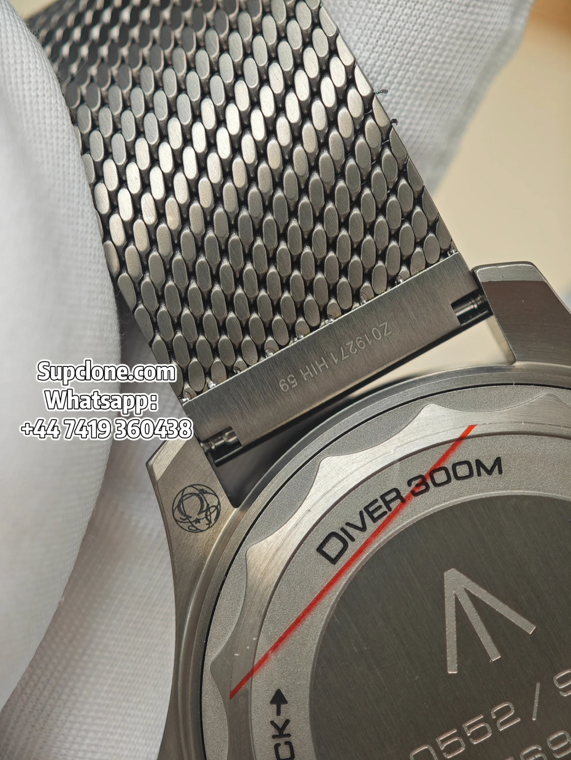Omega Super Clone Seamaster Diver 300M “No Time To Die” 42mm 210.90.42.20.01.001