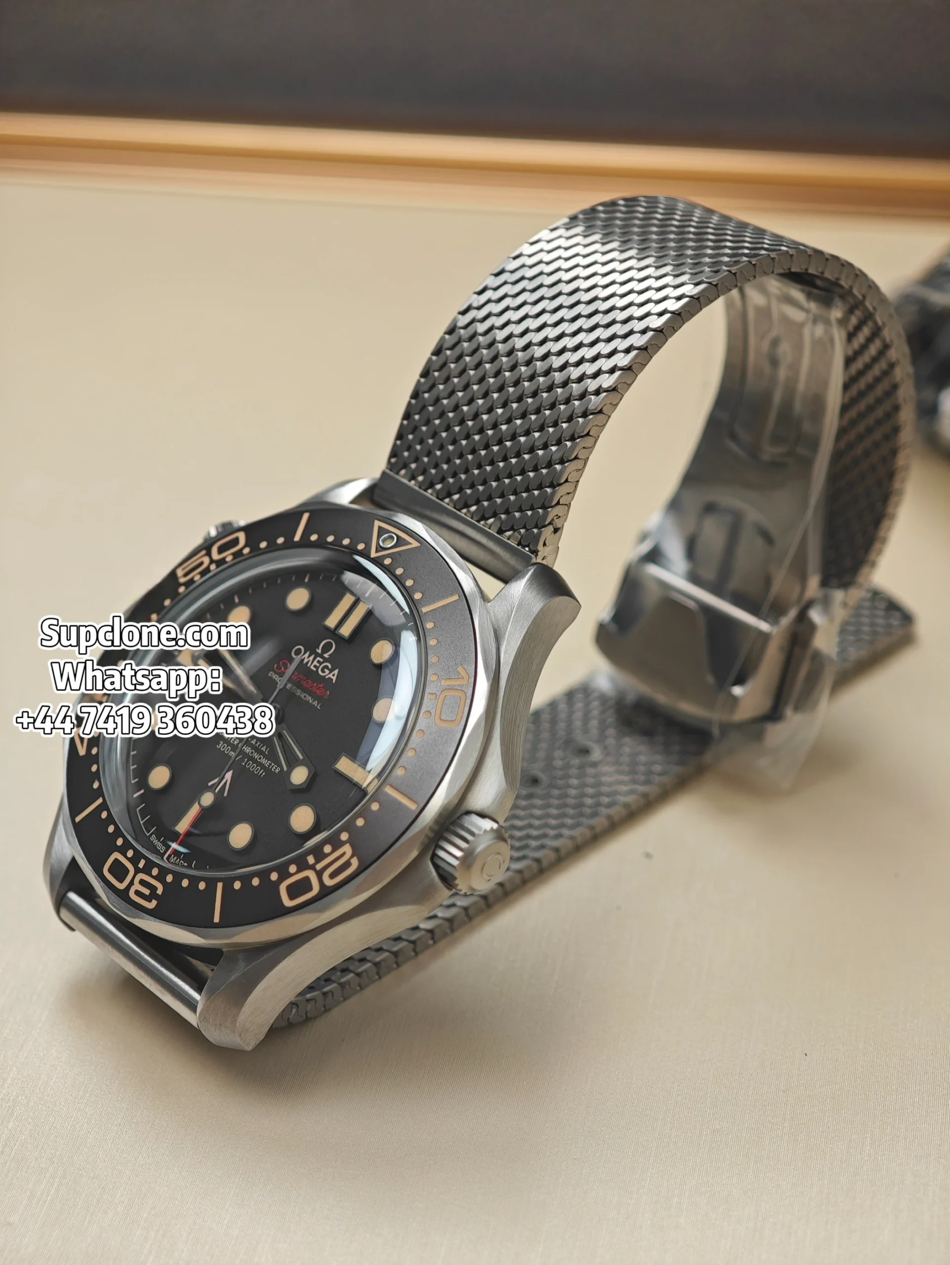 Omega Super Clone Seamaster Diver 300M “No Time To Die” 42mm 210.90.42.20.01.001