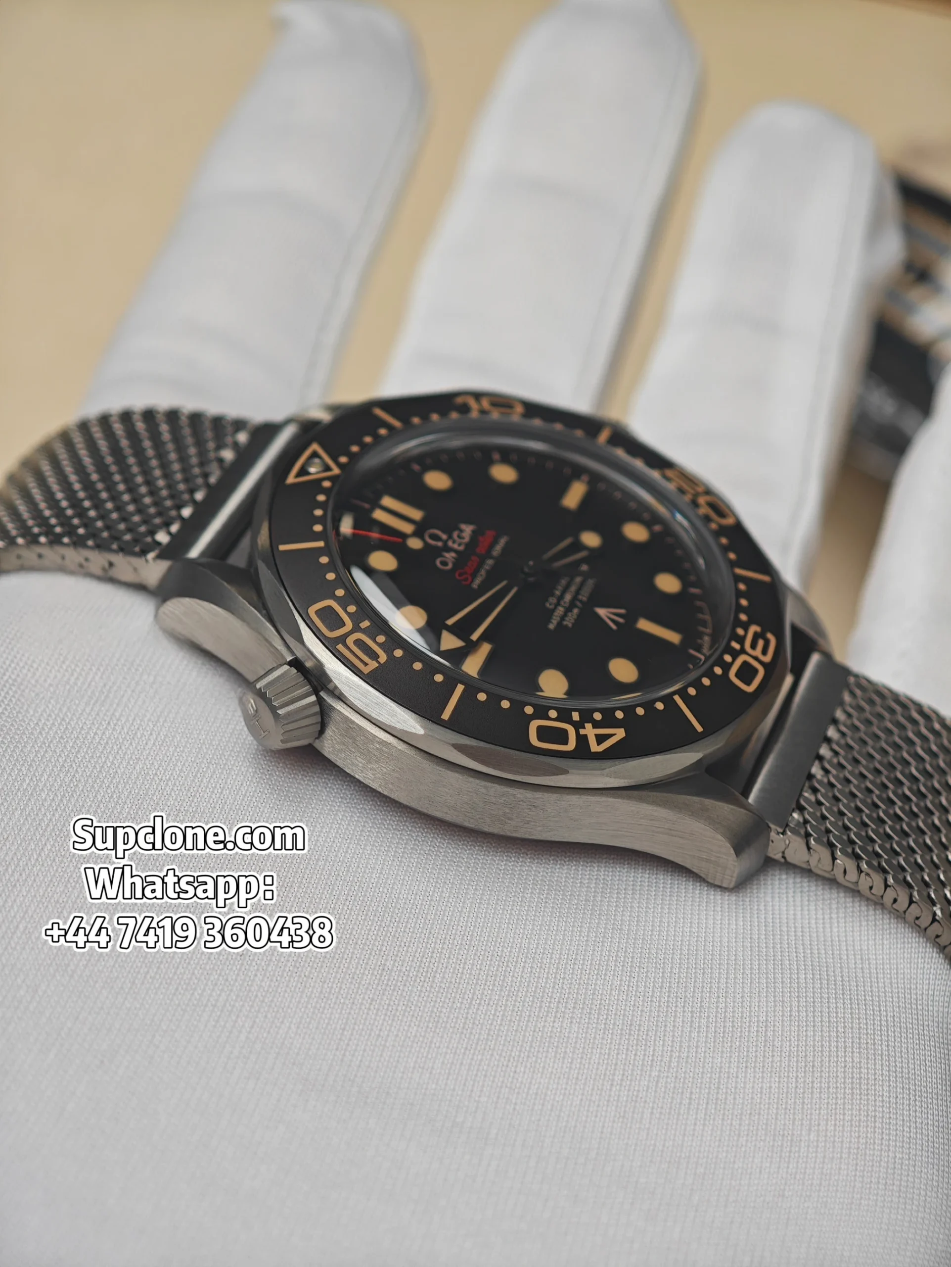 Omega Super Clone Seamaster Diver 300M “No Time To Die” 42mm 210.90.42.20.01.001