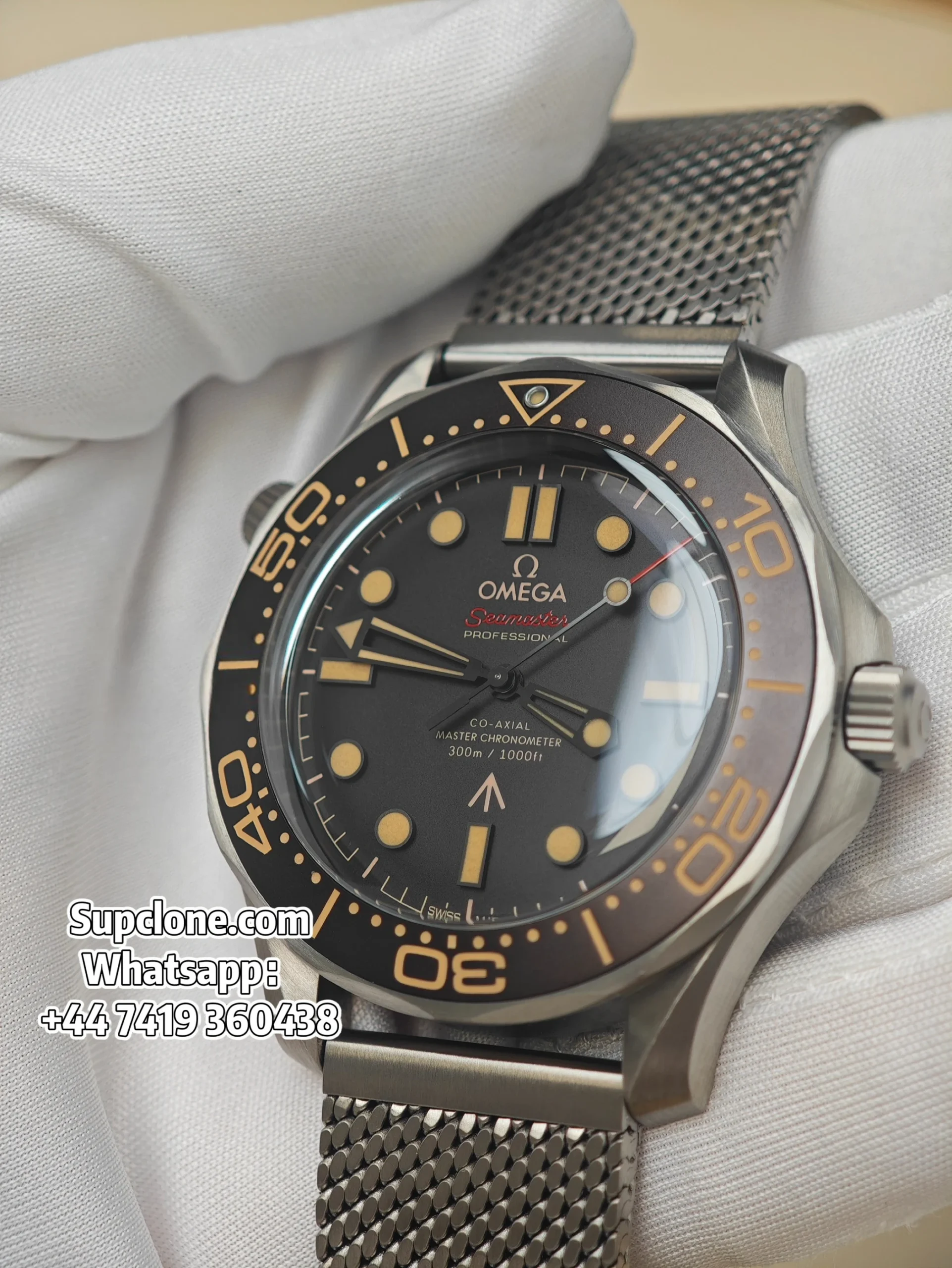 Omega Super Clone Seamaster Diver 300M “No Time To Die” 42mm 210.90.42.20.01.001