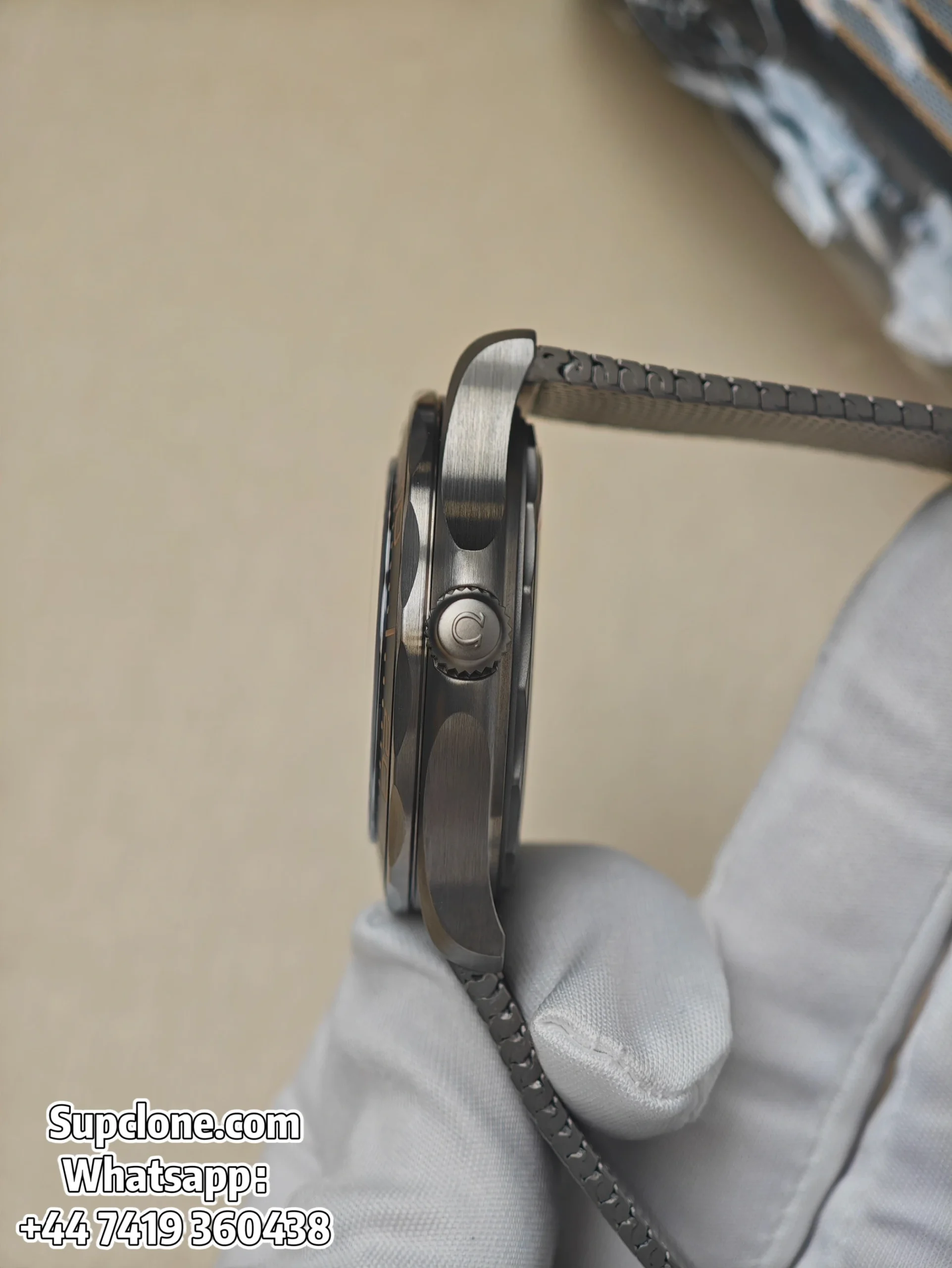 Omega Super Clone Seamaster Diver 300M “No Time To Die” 42mm 210.90.42.20.01.001