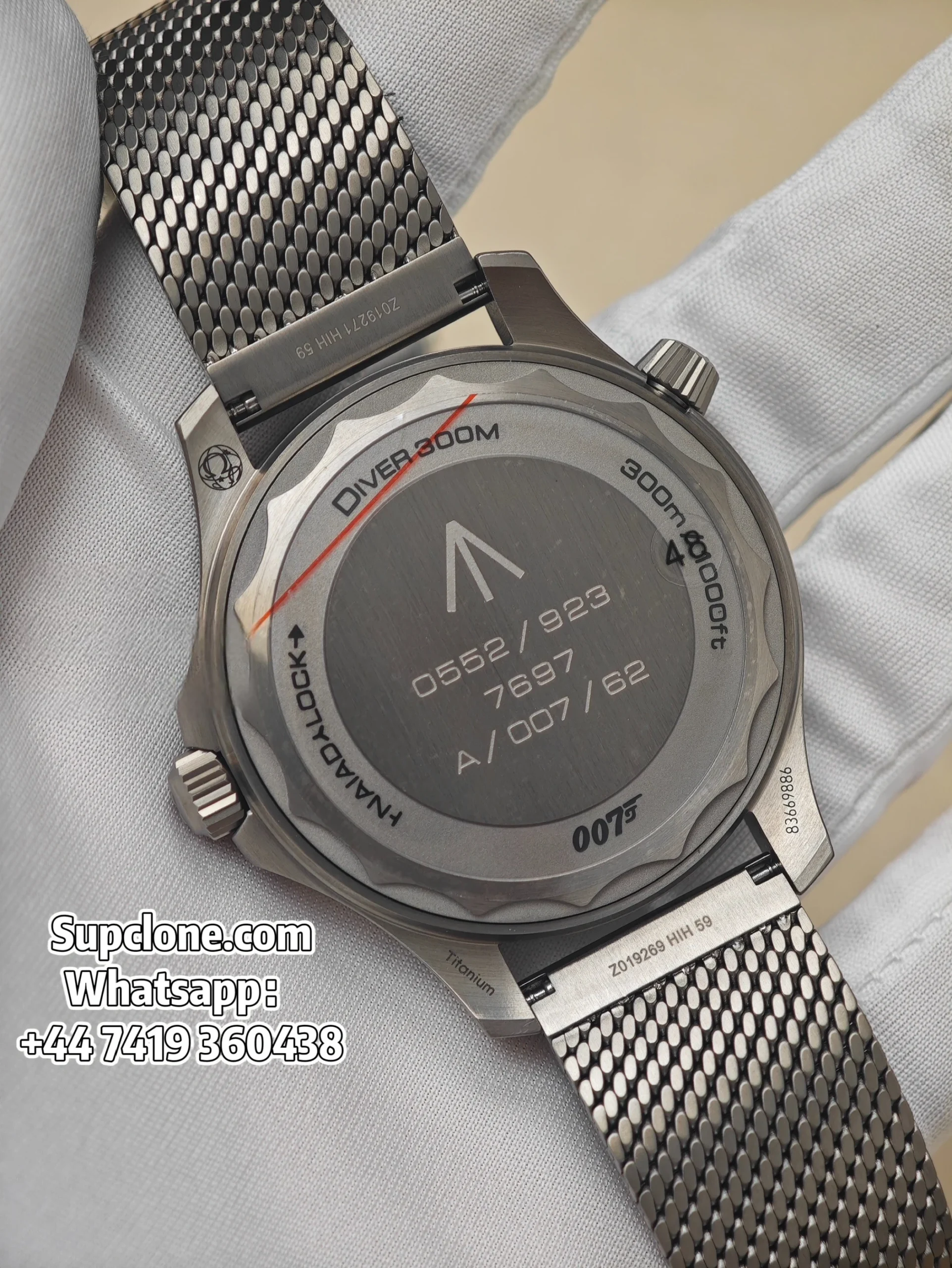 Omega Super Clone Seamaster Diver 300M “No Time To Die” 42mm 210.90.42.20.01.001