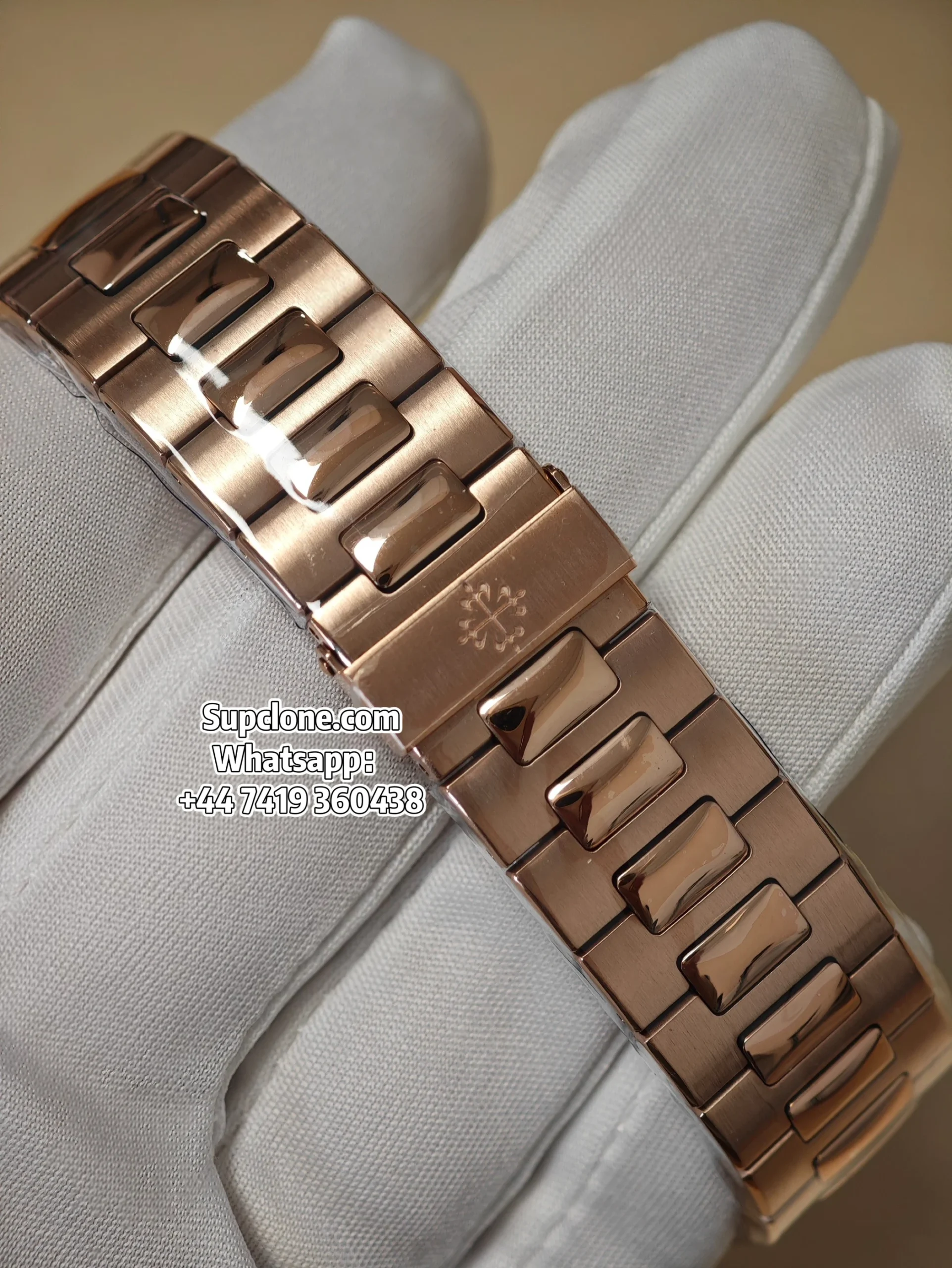 Patek Philippe Super Clone Nautilus 5711 Rose Gold Brown Dial 40MM