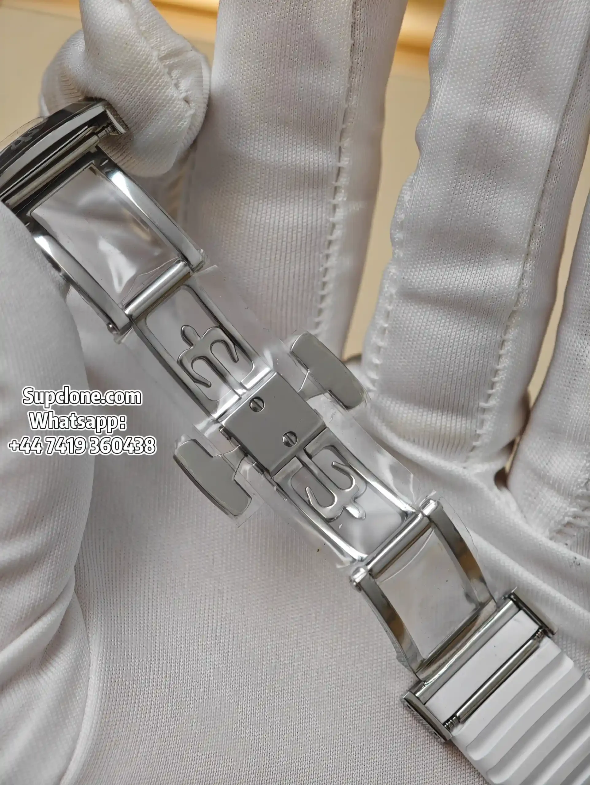 Patek Philippe Super Clone Aquanaut Luce 5068A Diamond Bezel 35 (7) Patek Philippe Super Clone Aquanaut Luce 5068A Diamond Bezel 35.6mm Custom Cal.324