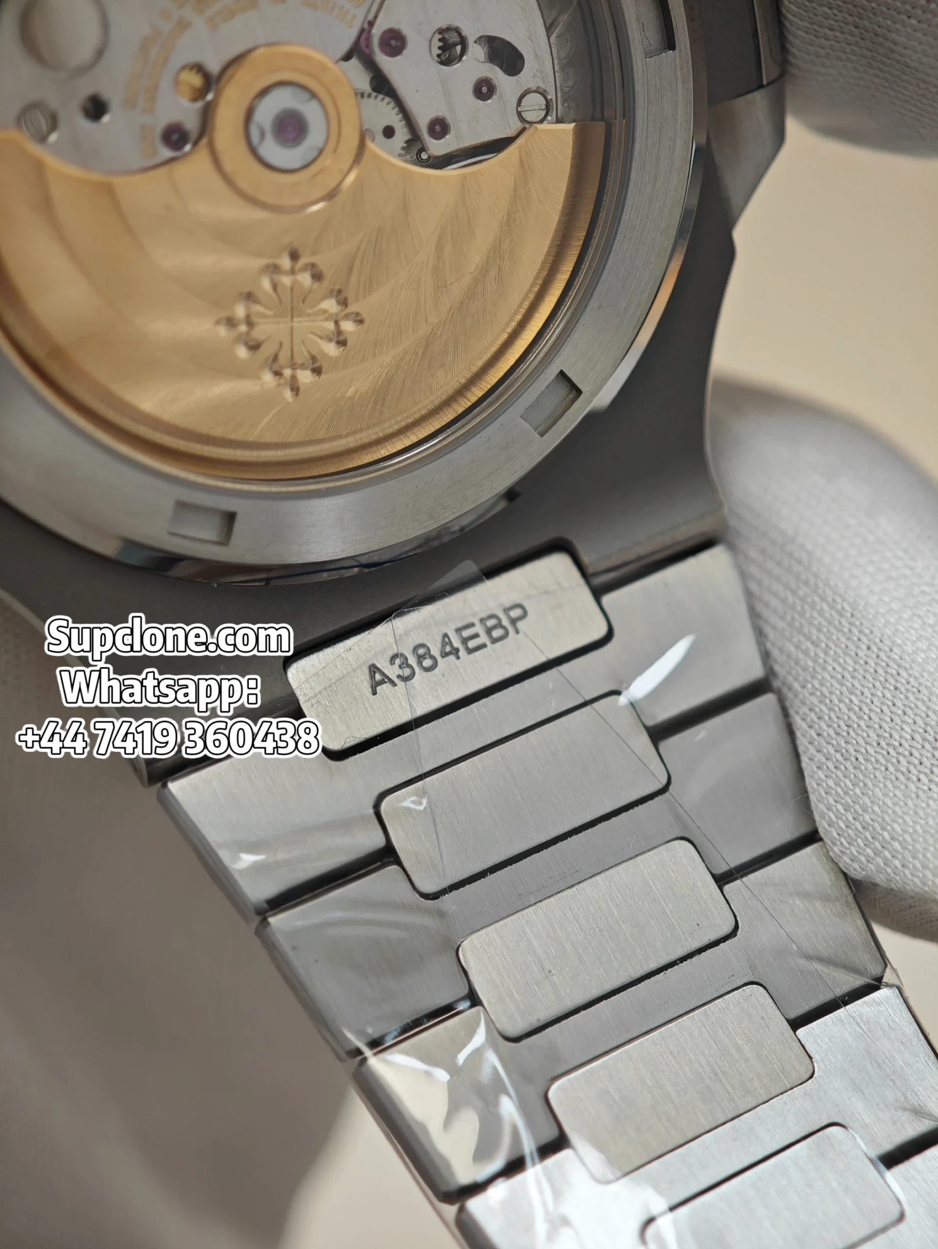 Patek Philippe Super Clone Nautilus 5711 Blue Dial 40MM (9) Patek Philippe Super Clone Nautilus 5711 Blue Dial 40MM
