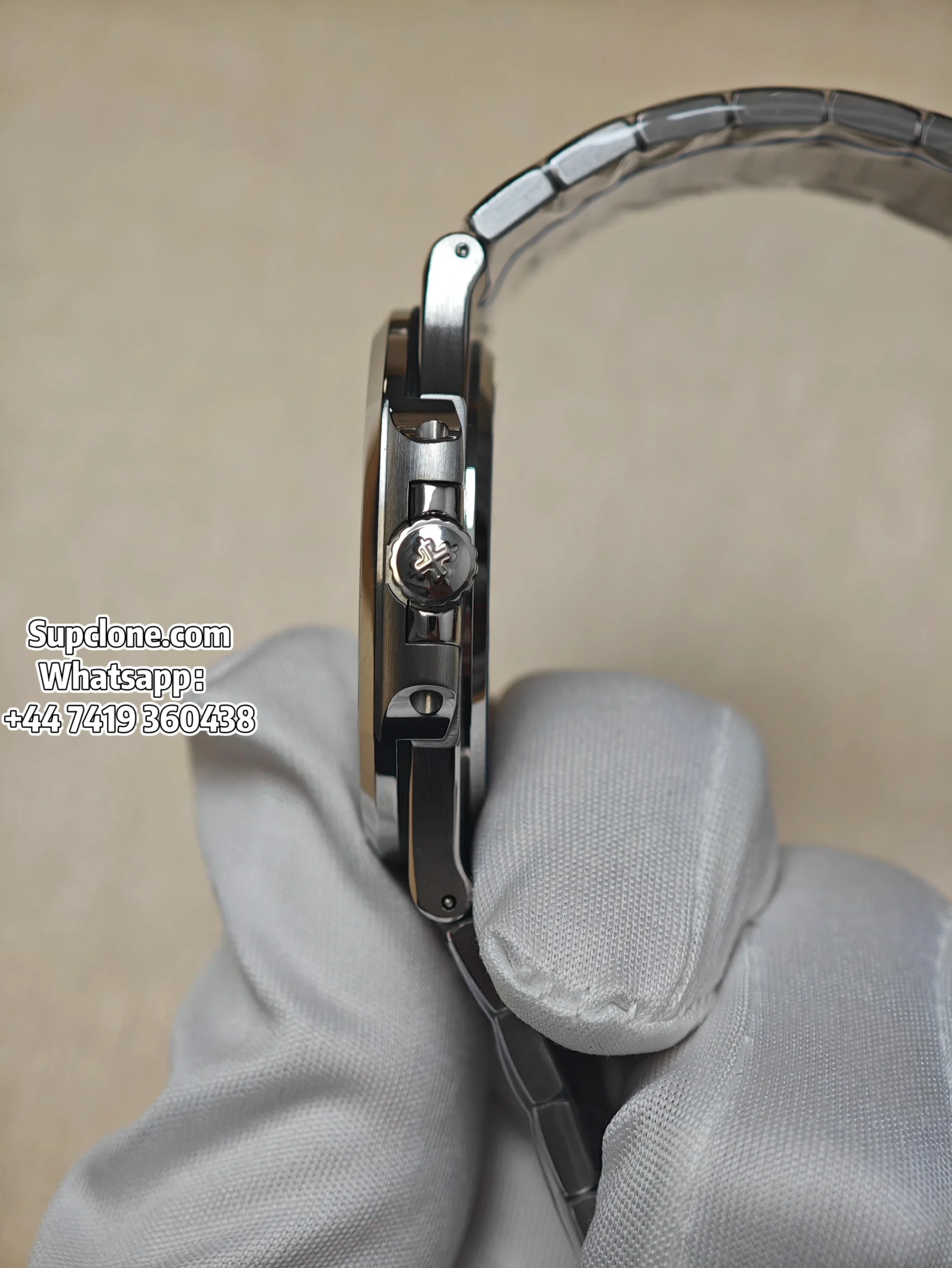 Patek Philippe Super Clone Nautilus 5711 White Dial 40MM (3) Patek Philippe Super Clone Nautilus 5711 White Dial 40MM