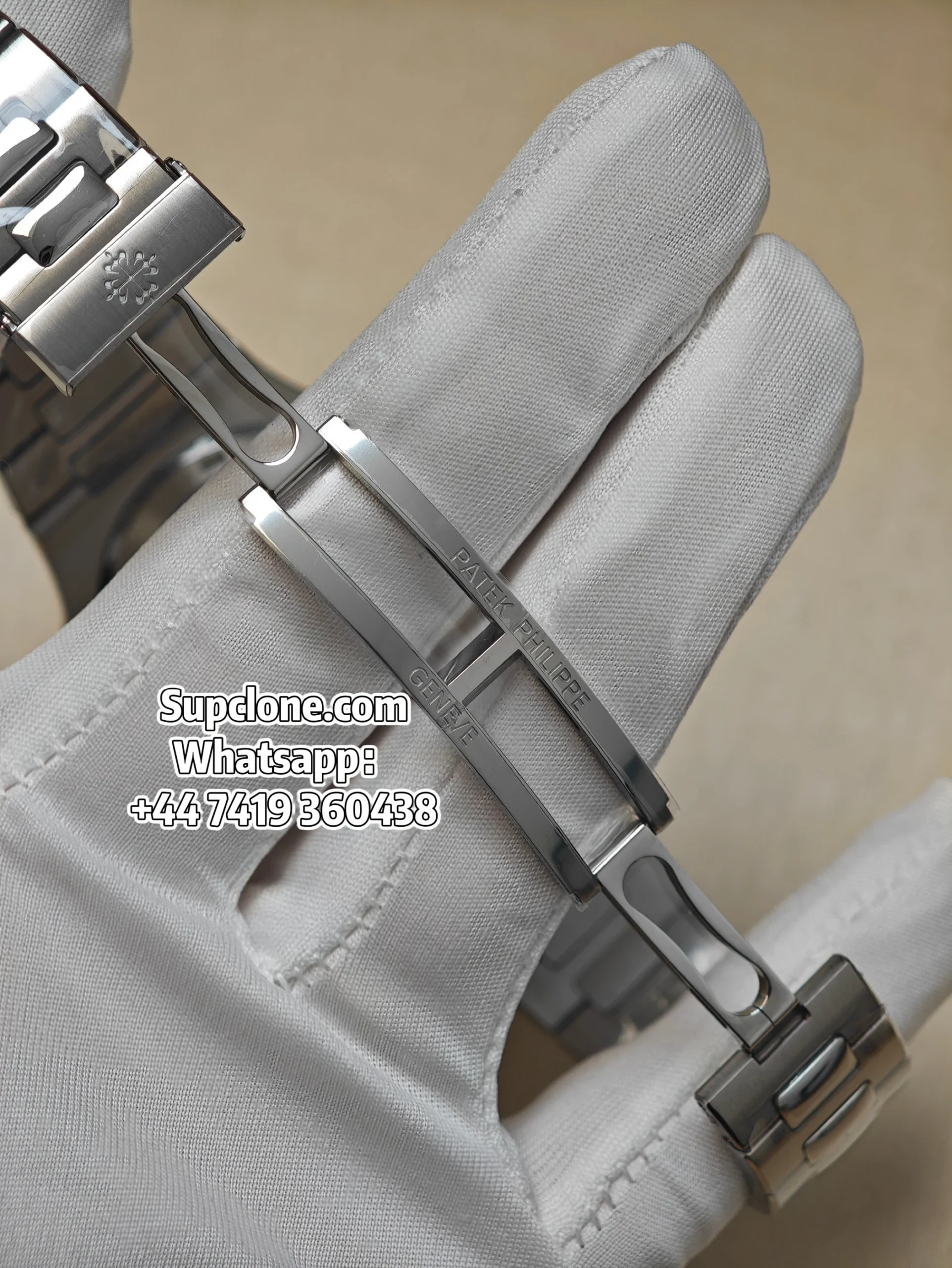Patek Philippe Super Clone Nautilus 5711 White Dial 40MM (5) Patek Philippe Super Clone Nautilus 5711 White Dial 40MM