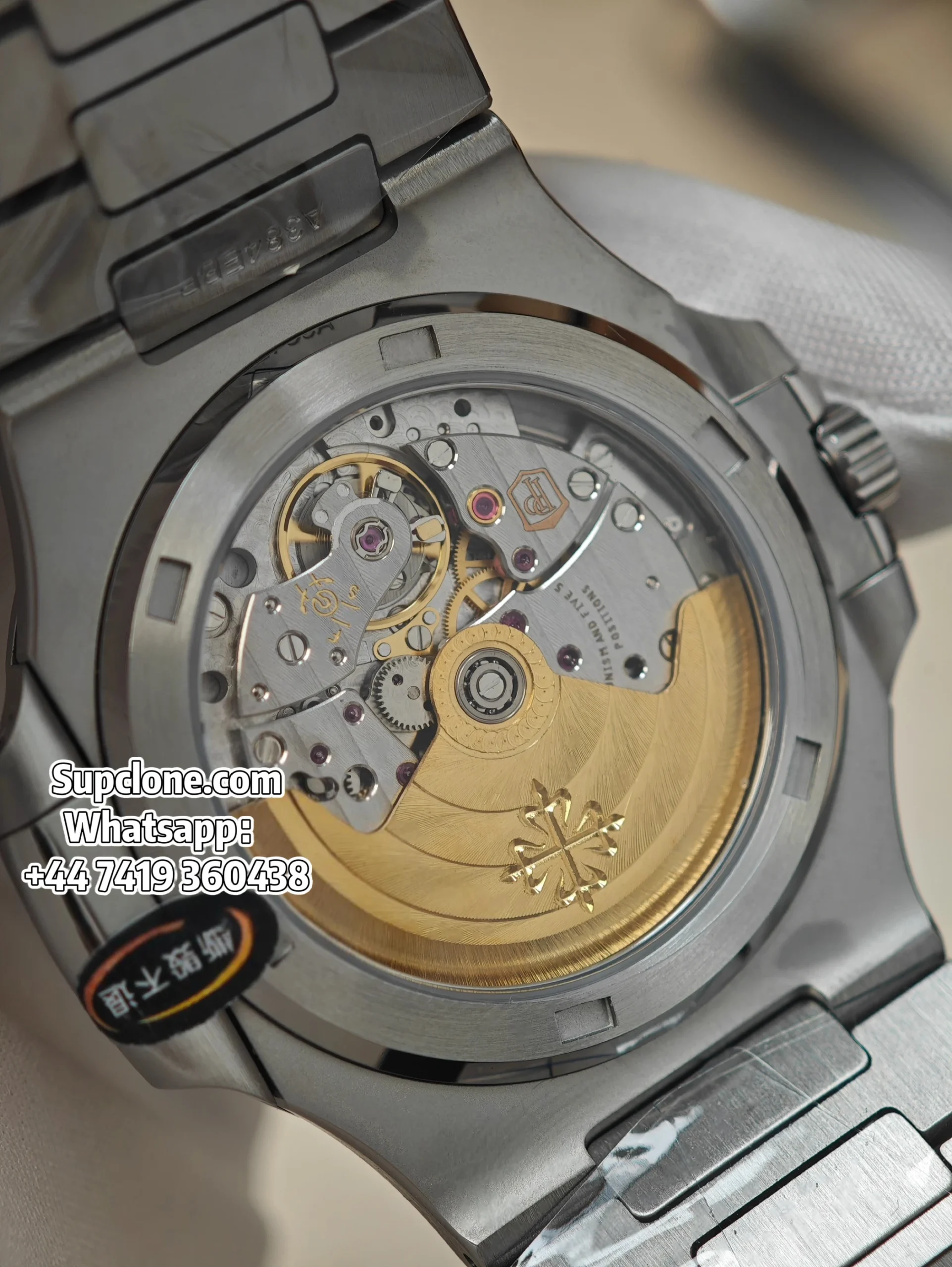 Patek Philippe Super Clone Nautilus 5711 White Dial 40MM (6) Patek Philippe Super Clone Nautilus 5711 White Dial 40MM