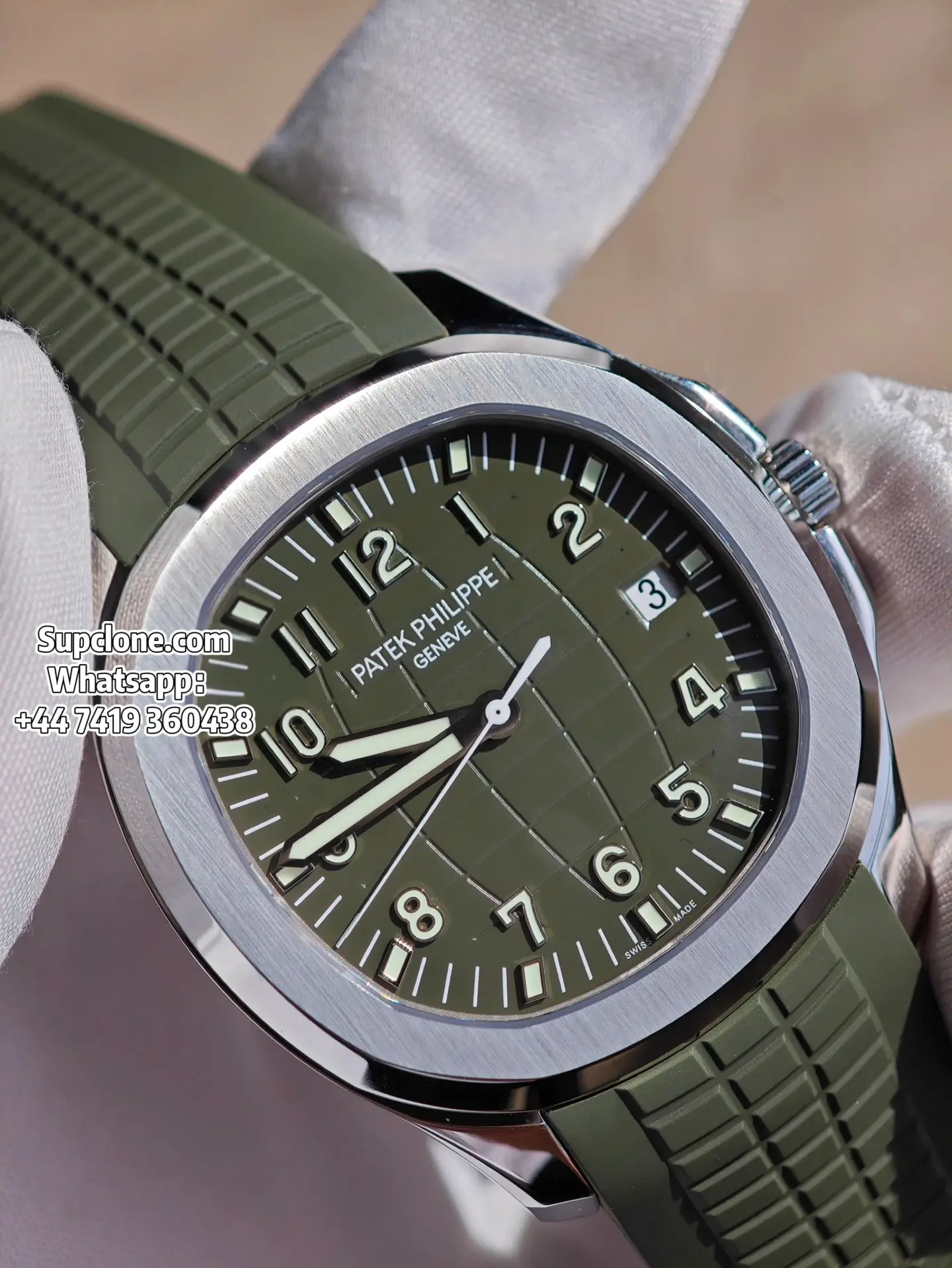 Patek Philippe Super Clone Watches Aquanaut 42 5168G-010 Avocado Green Dial