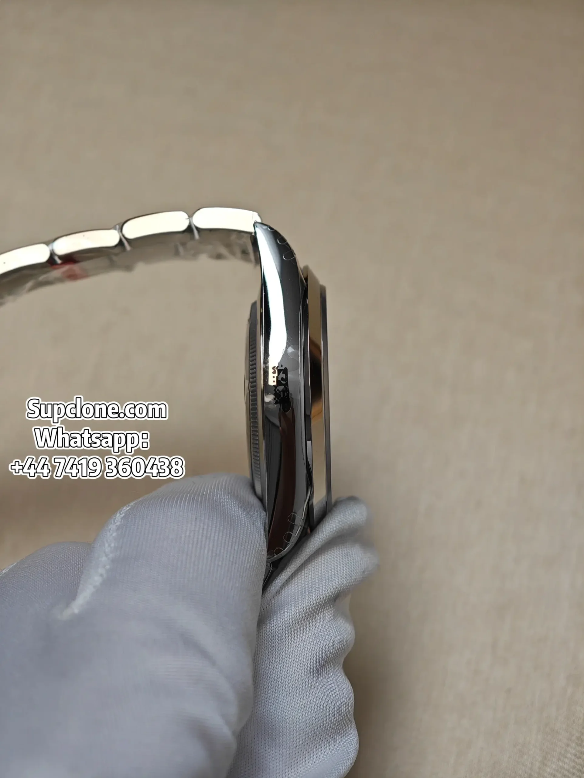 Rolex Explorer M224270-0001 40mm Super Clone Black Dial (2) Rolex Explorer 40 M224270-0001 Super Clone Black Dial Watch