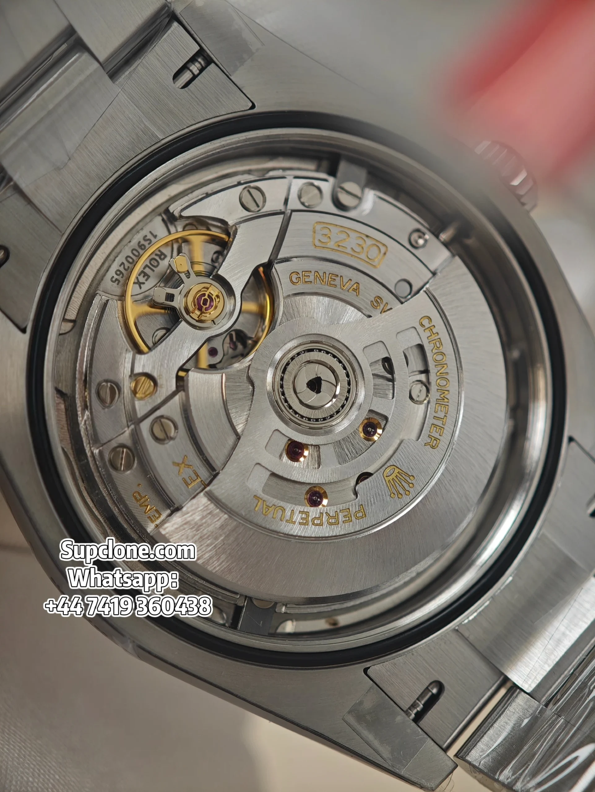 Rolex Super Clone Oyster Perpetual M124300-0001 Silver Dial 41MM (9) Rolex Super Clone Oyster Perpetual M124300-0001 Silver Dial 41MM 3230 Movement