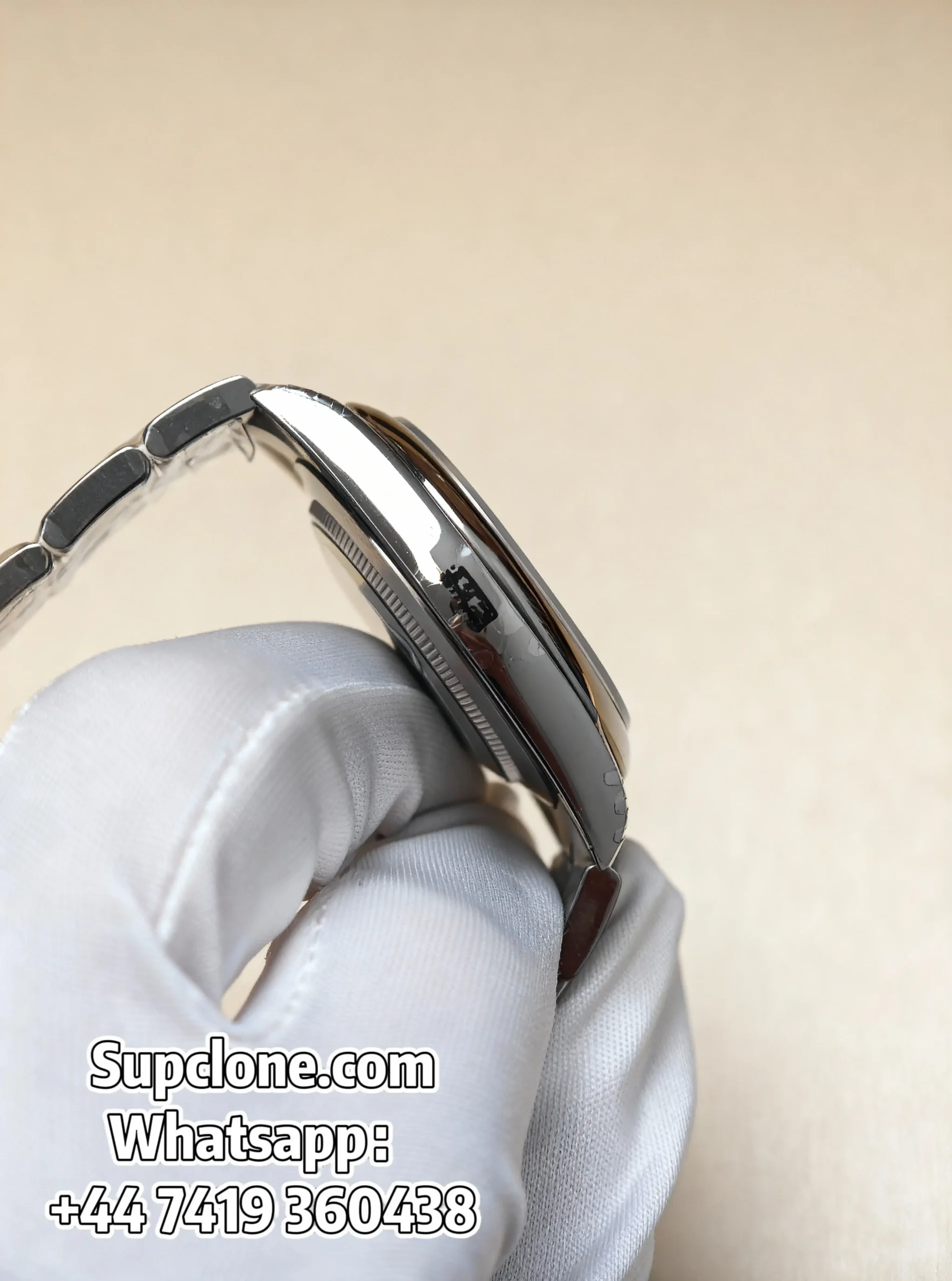 Rolex Super Clone Oyster Perpetual M124300-0004 41mm Green Dial 3230 Movement