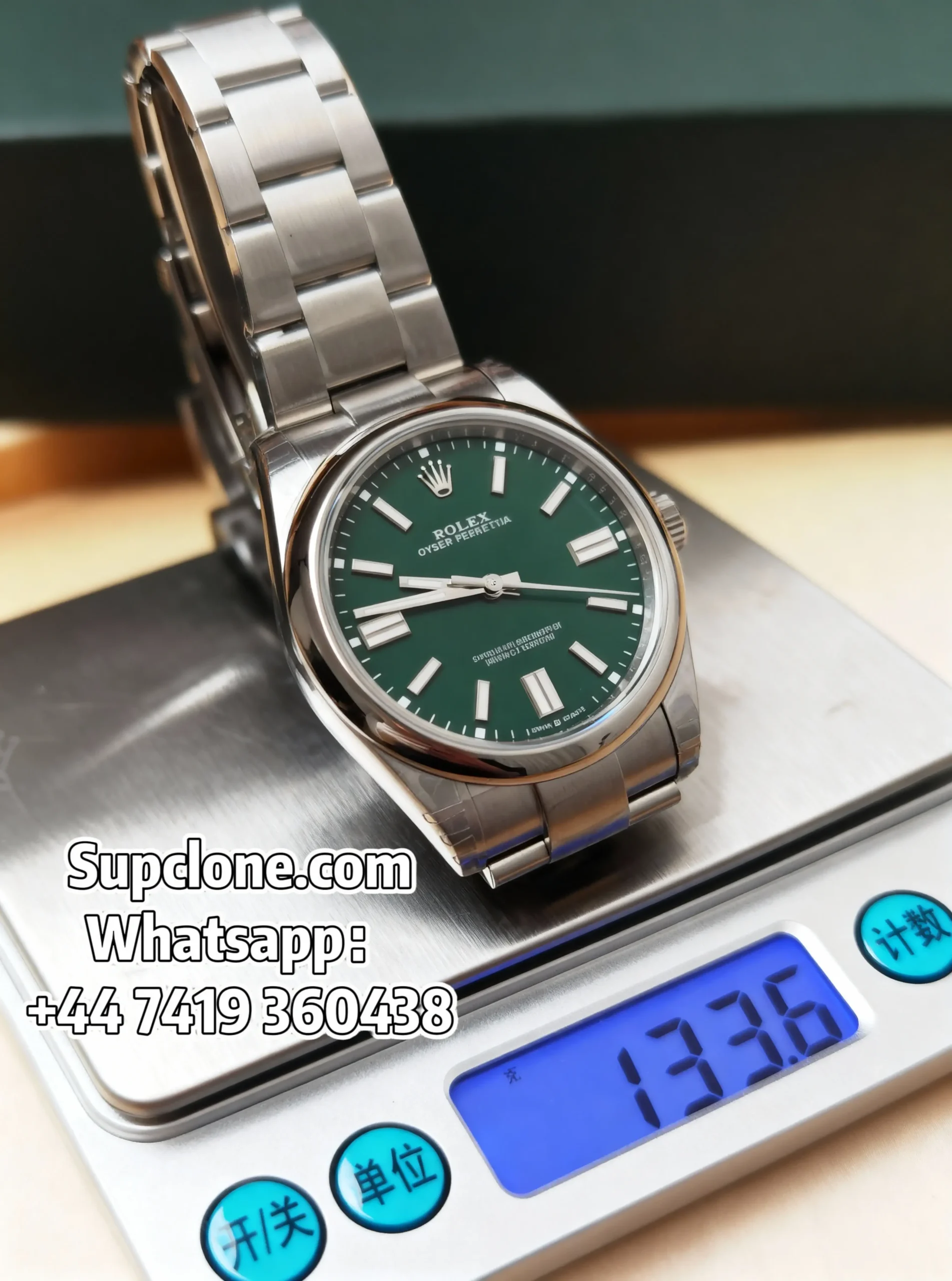 Rolex Super Clone Oyster Perpetual M124300-0004 41mm Green Dial 3230 Movement