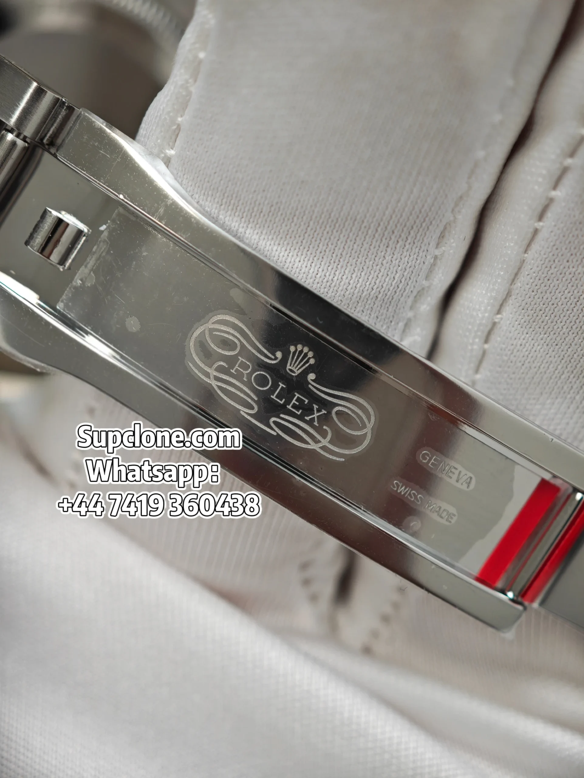 Rolex Super Clone Oyster Perpetual M124300-0008 41mm Celebration Dial (5) Rolex Super Clone Oyster Perpetual M124300-0008 41mm Celebration Dial 3230 Movement