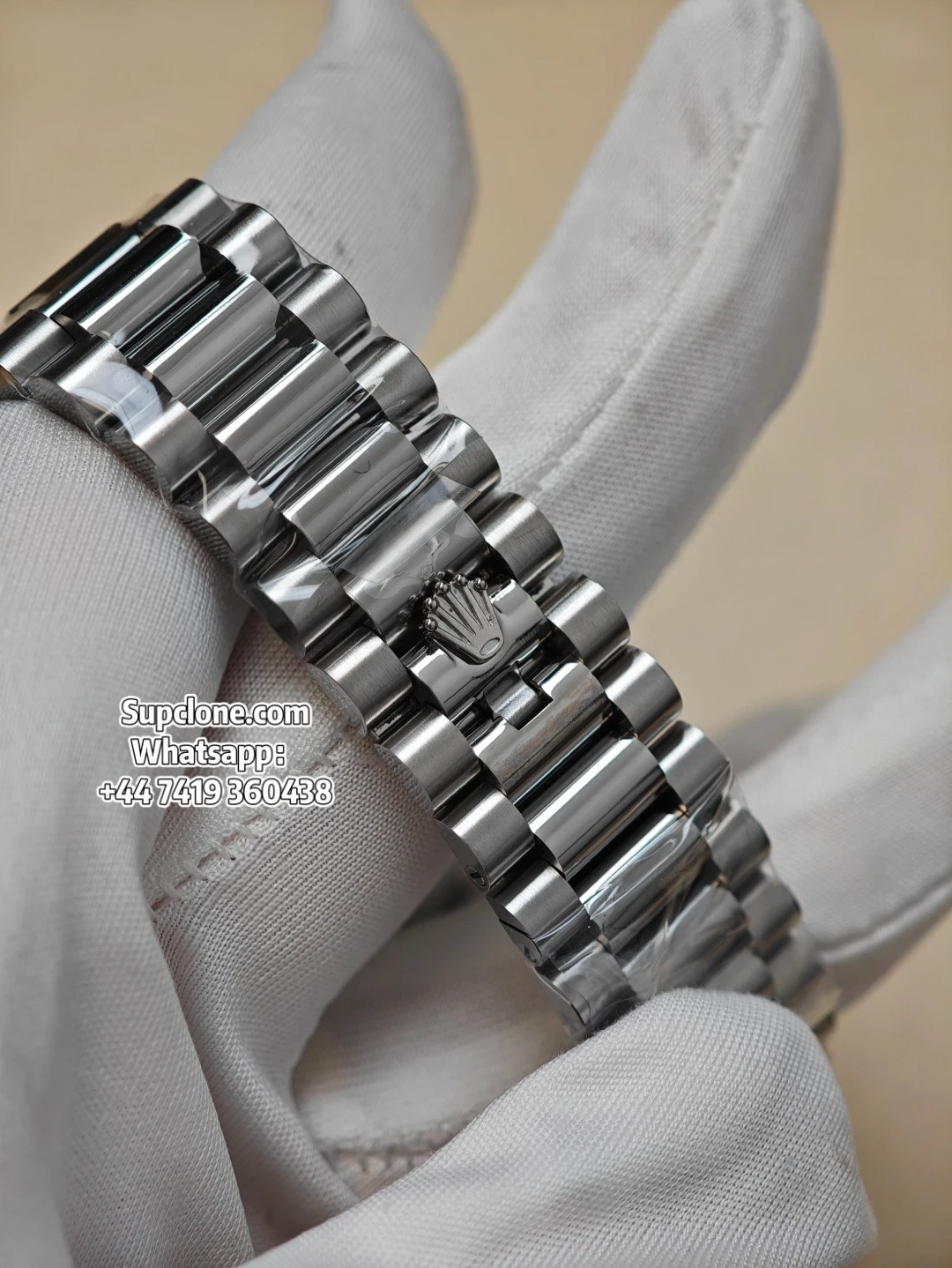 Rolex Super Clone Watches Day-Date White Mother of Pearl Diamond Dial 40mm (4) Rolex Super Clone Watches Day-Date White Mother of Pearl Diamond Dial 40mm M228238-0078