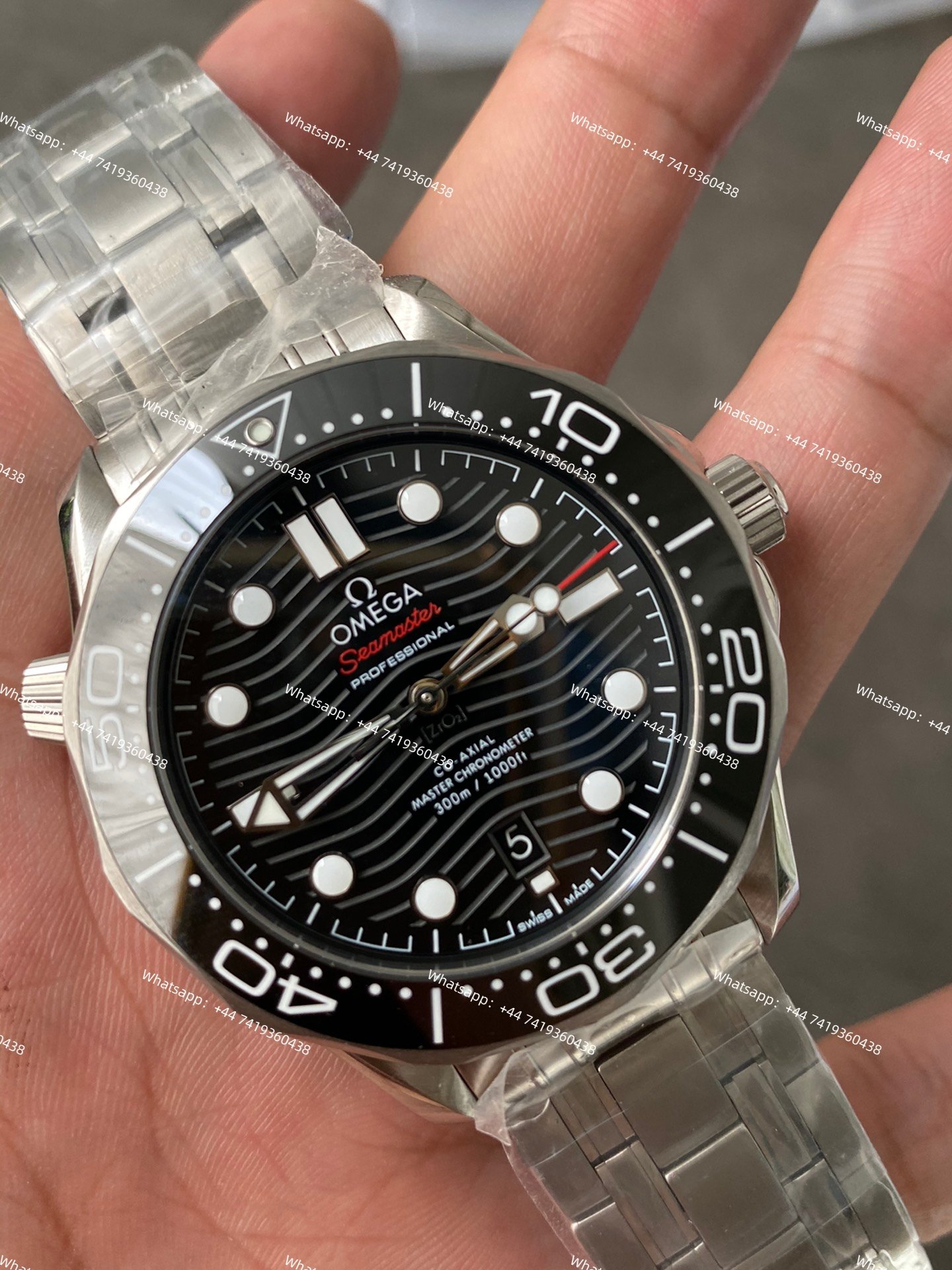 Omega Super Clone Seamaster Diver 300M  42MM 210.30.42.20.01.001