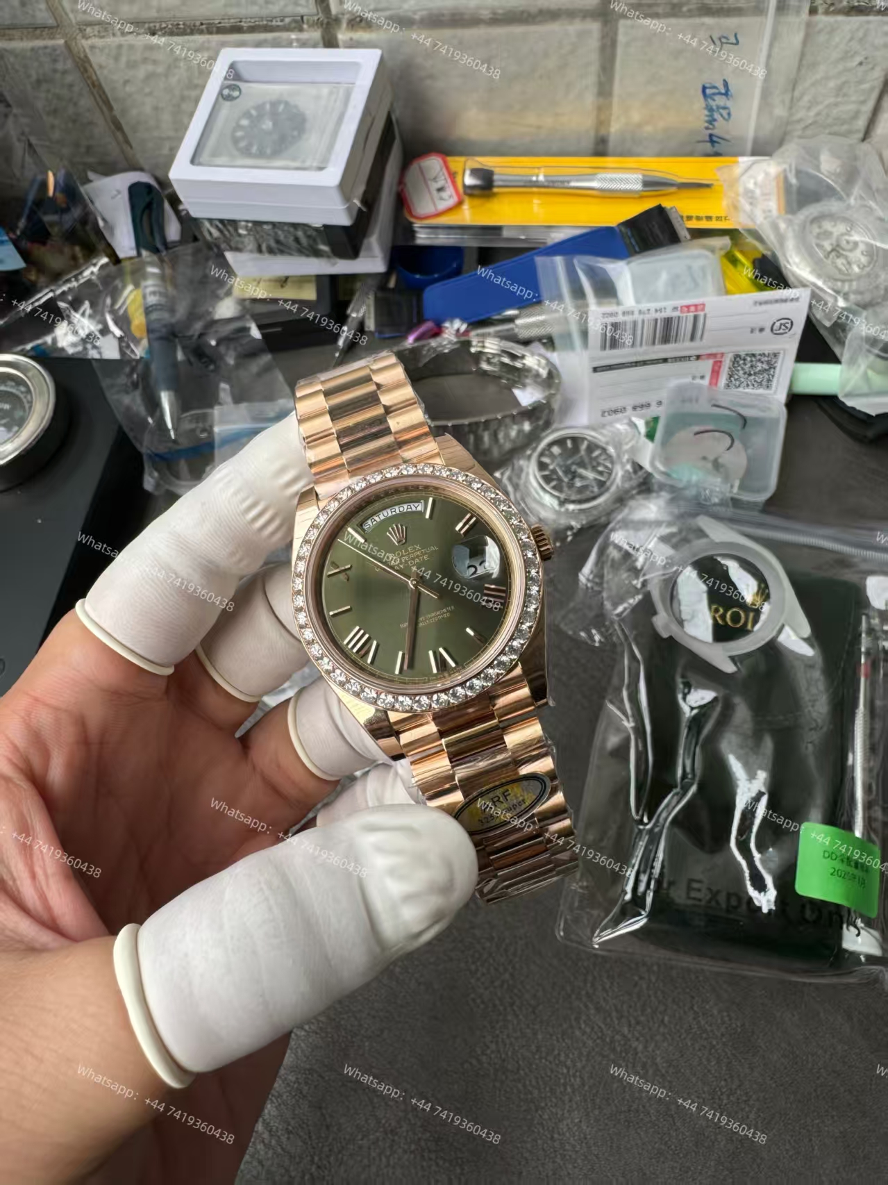 Rolex Day-Date m228345rbr-0011 Olive green dial Mossanite bezel Presidential bracelet 3255 Movement (40mm) Best Super Clone