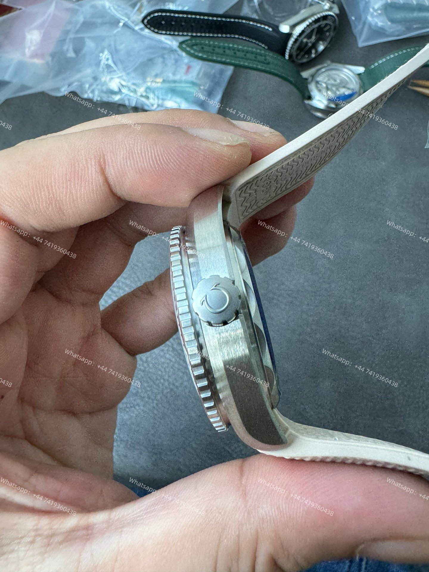 Omega Super Clone Seamaster Planet Ocean 600m  43.5MM 215.32.44.21.09.001