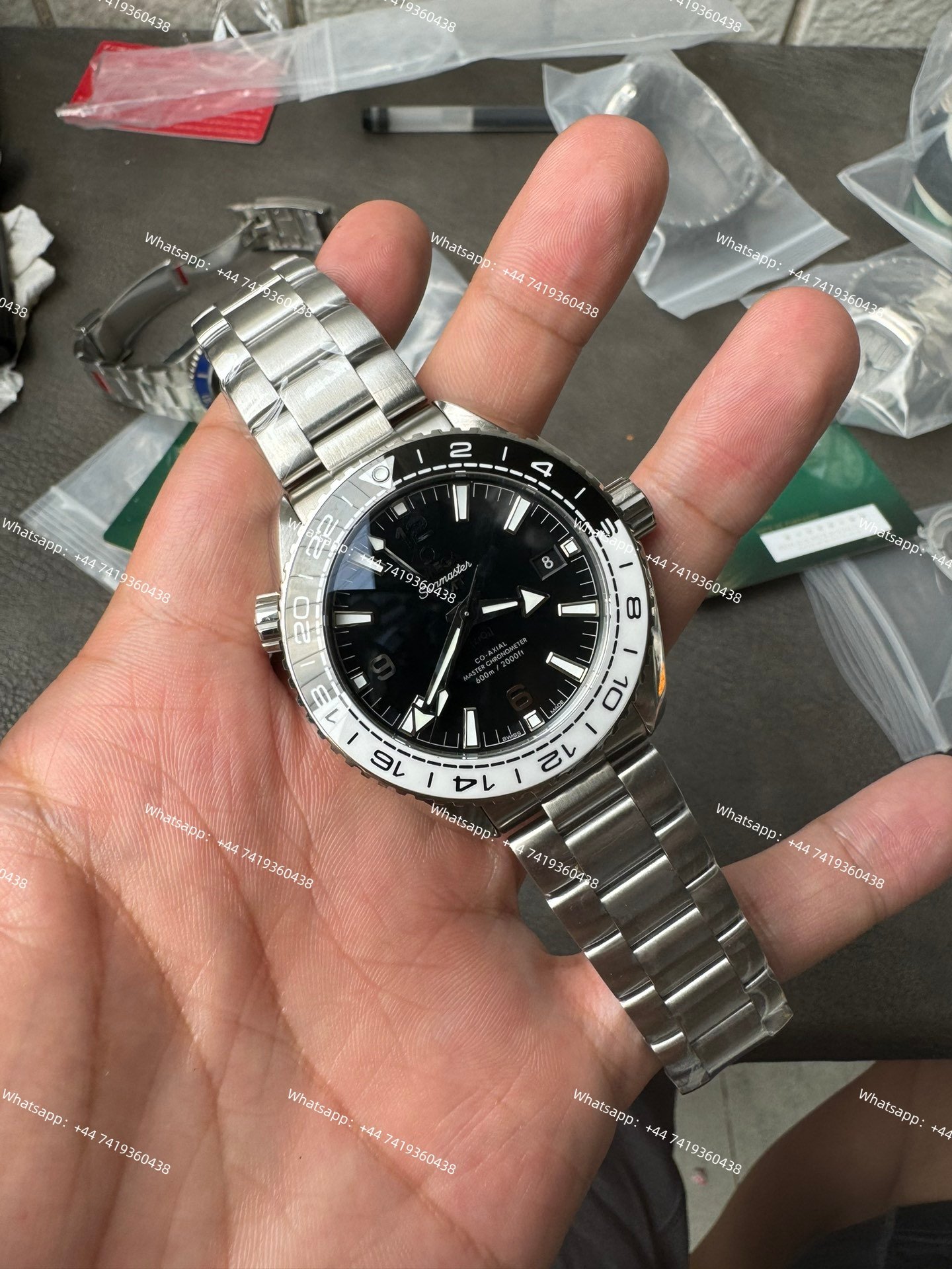 Omega Super Clone Seamaster Planet Ocean 600M  215.30.44.22.01.001