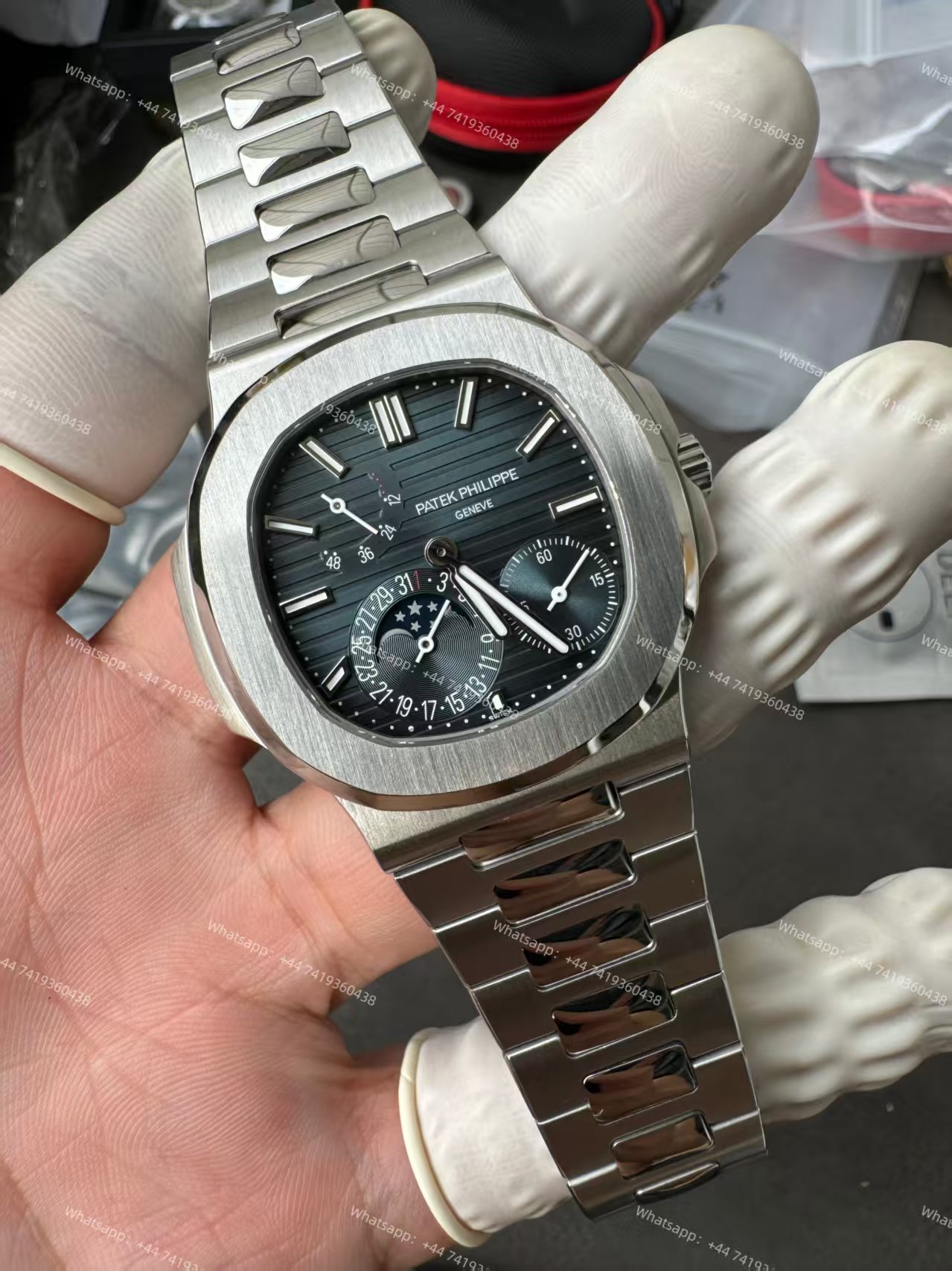 Patek Philippe Super Clone Nautilus 5712/1A-001  Moon Phase 40MM
