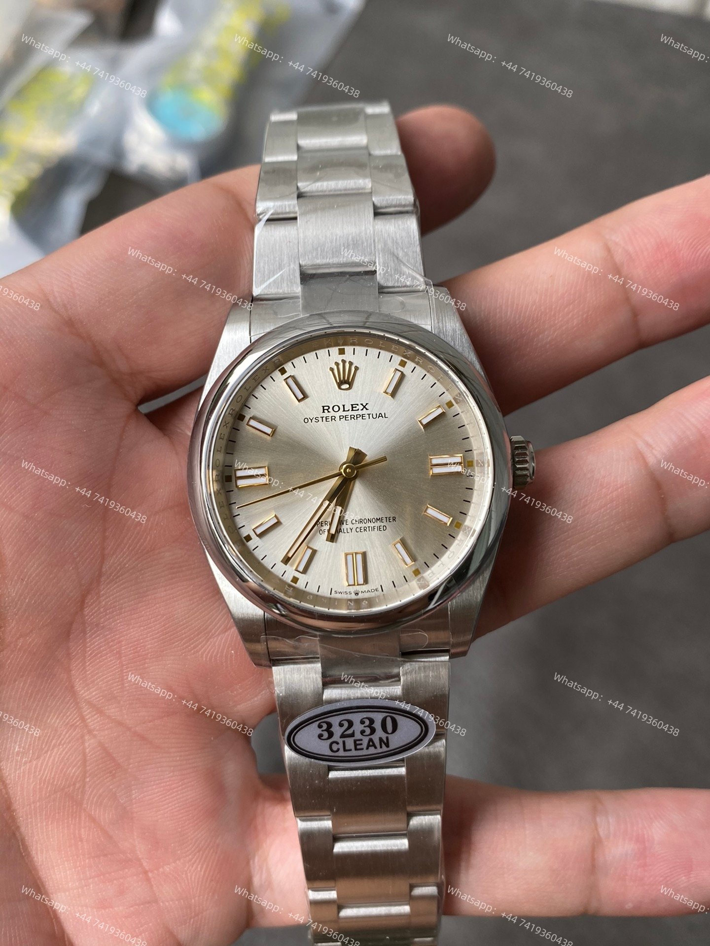 Rolex Super Clone Oyster Perpetual M126000-0001 Silver Dial 36MM 3230 Movement